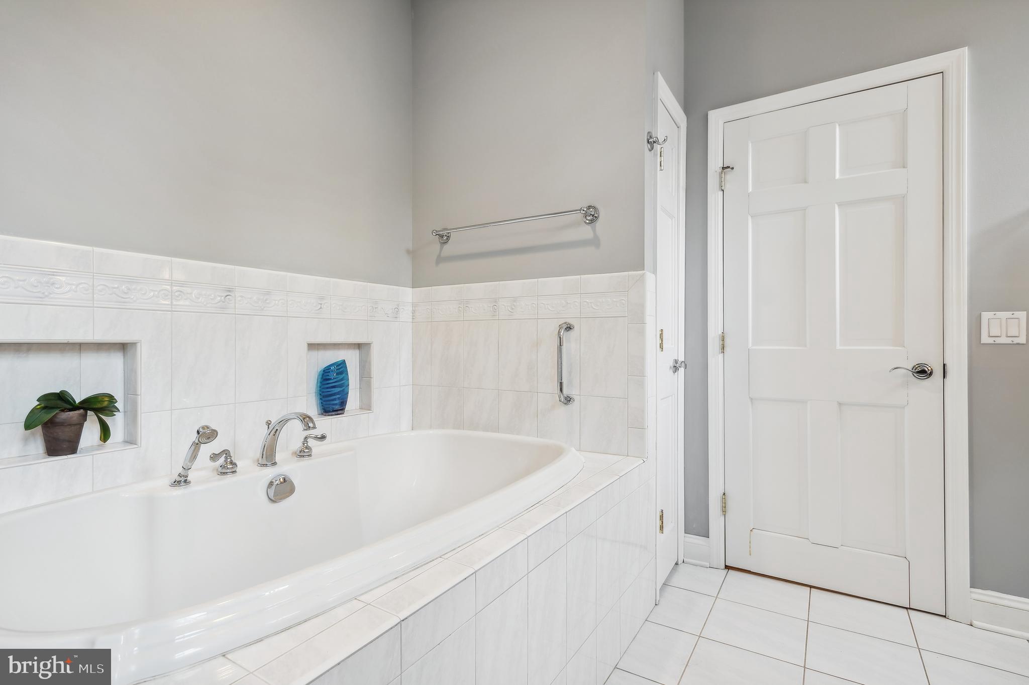 103 Balcort Dr