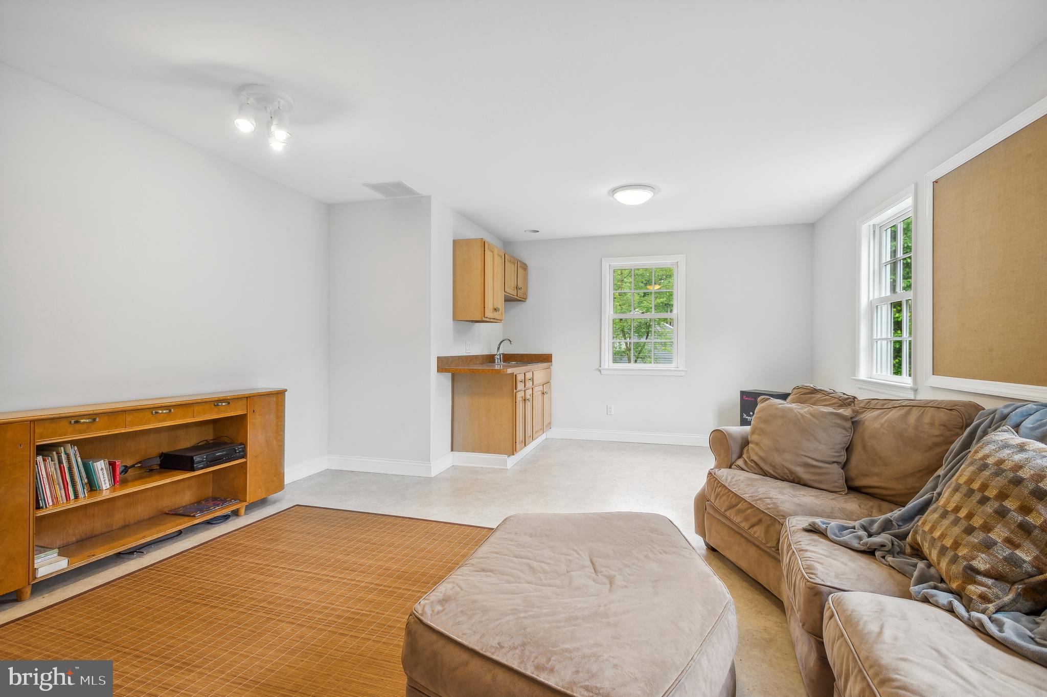103 Balcort Dr