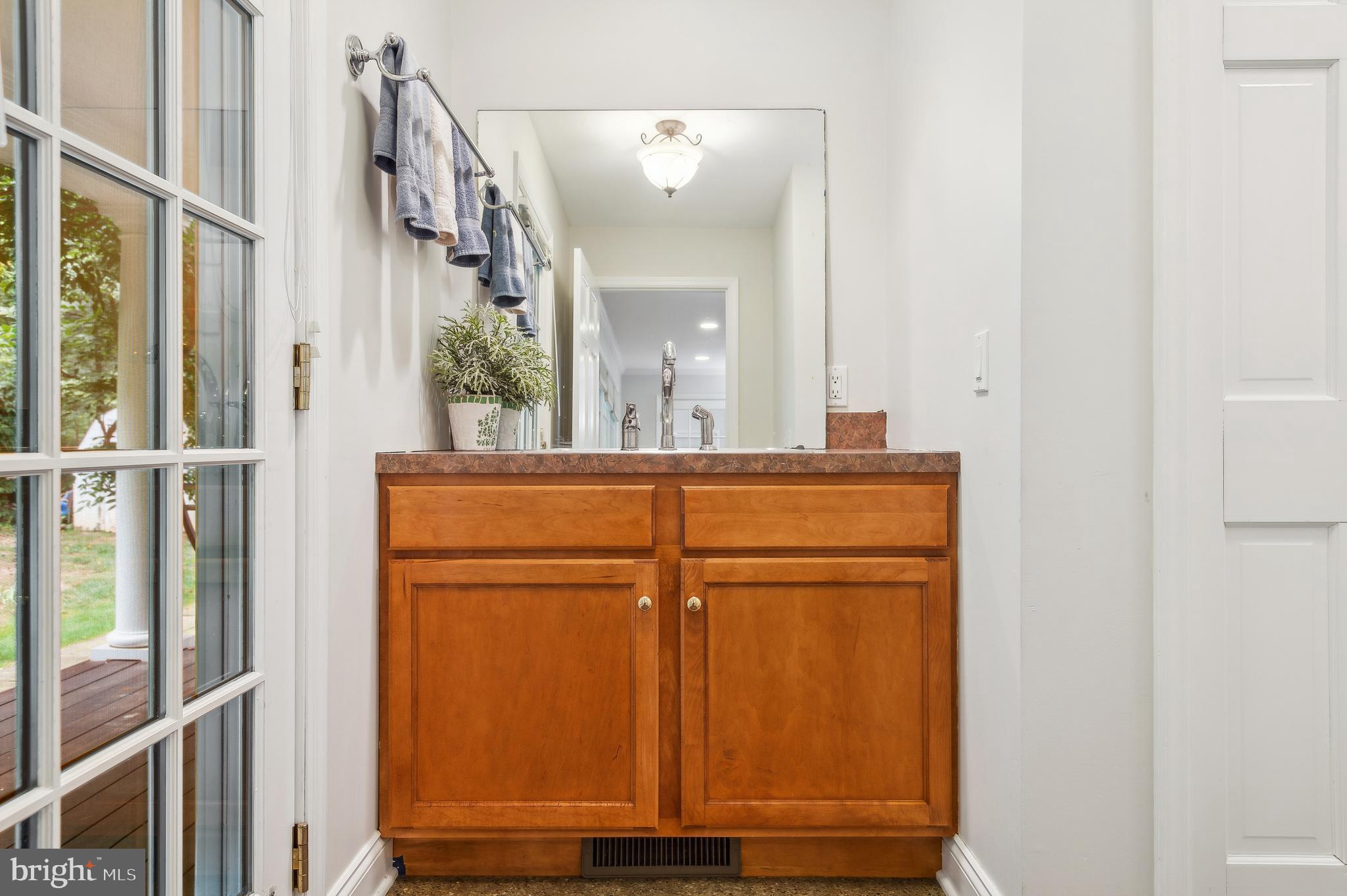 103 Balcort Dr