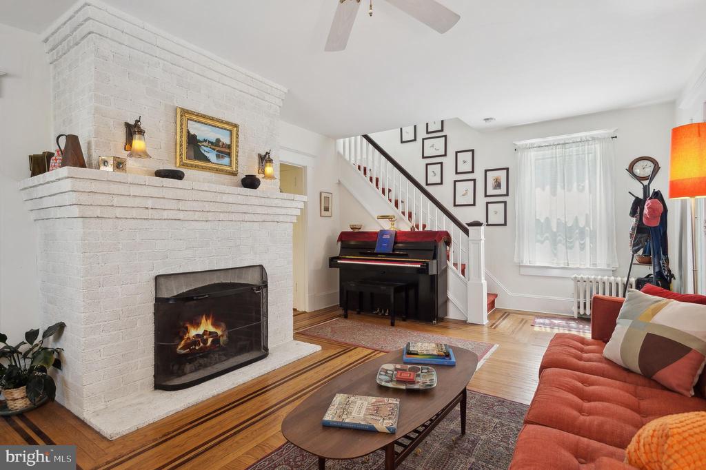 203 Summit St