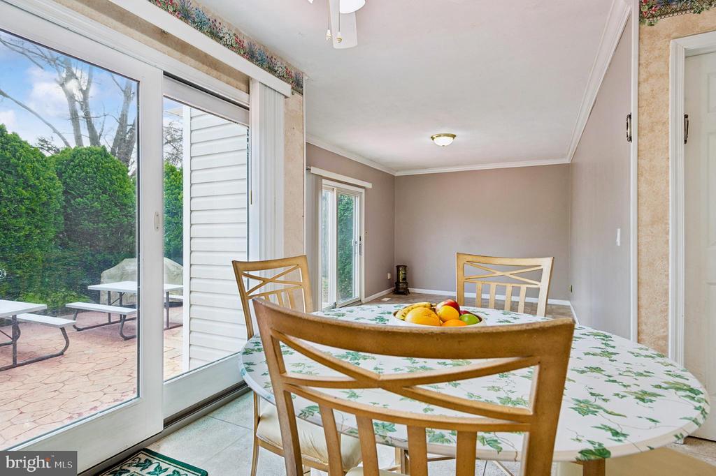31 Yorkshire Dr