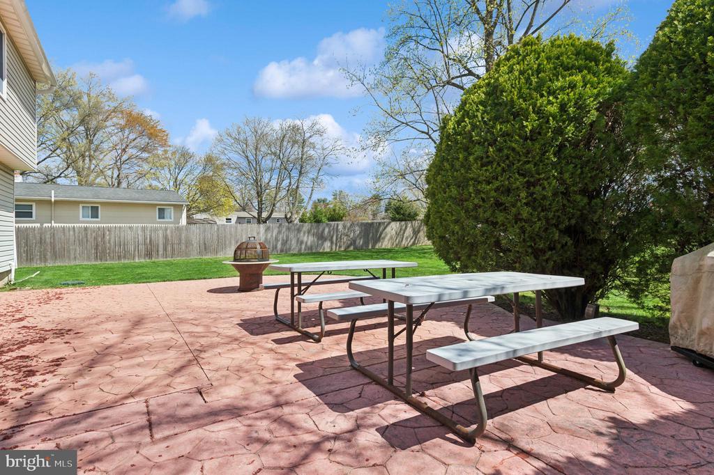 31 Yorkshire Dr