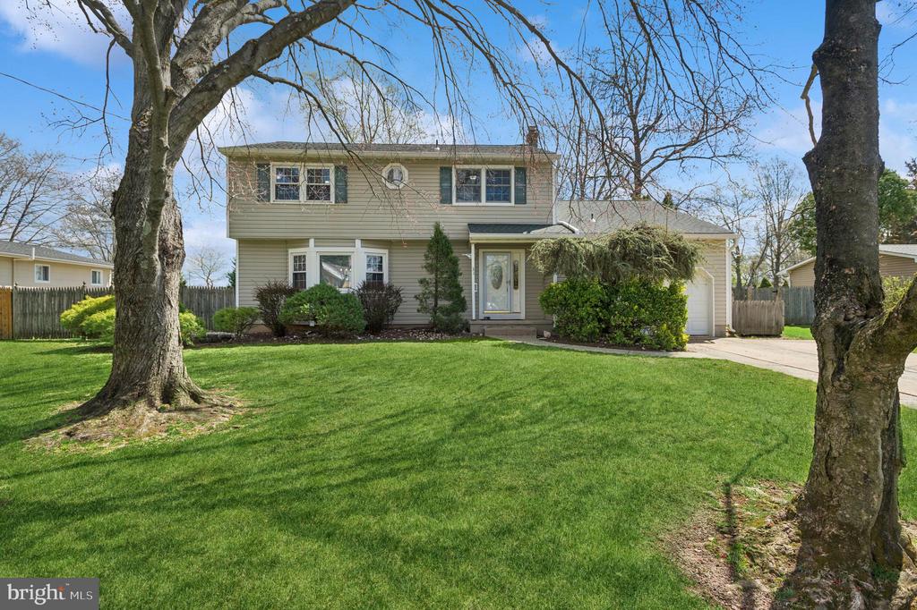 31 Yorkshire Dr