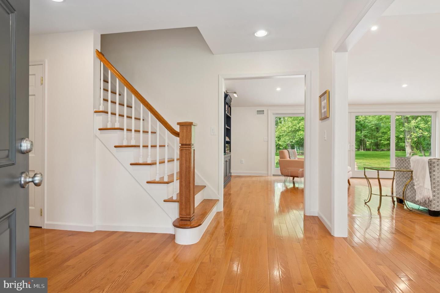 32 Gallup Rd