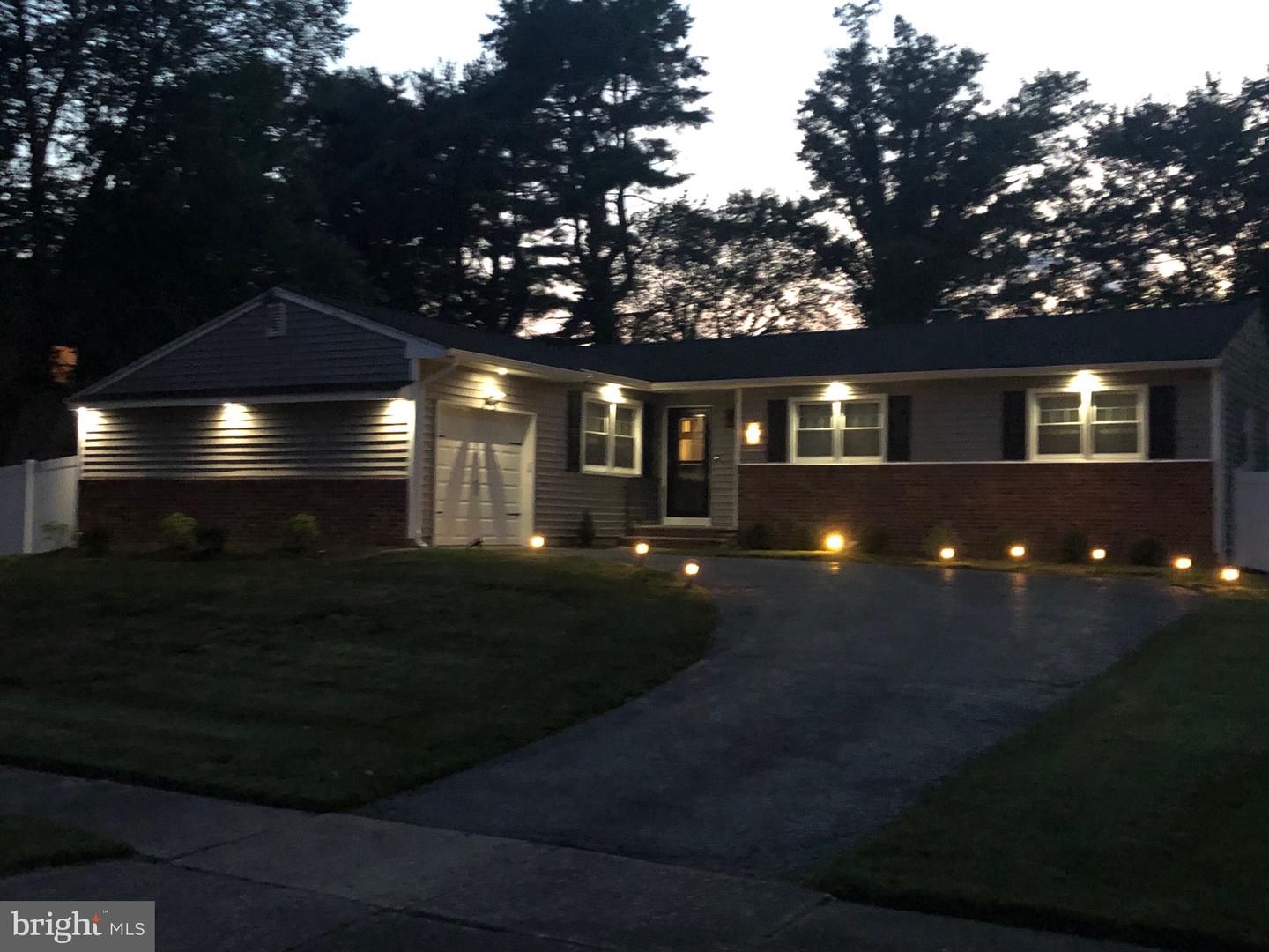 6 Hillsdale Rd