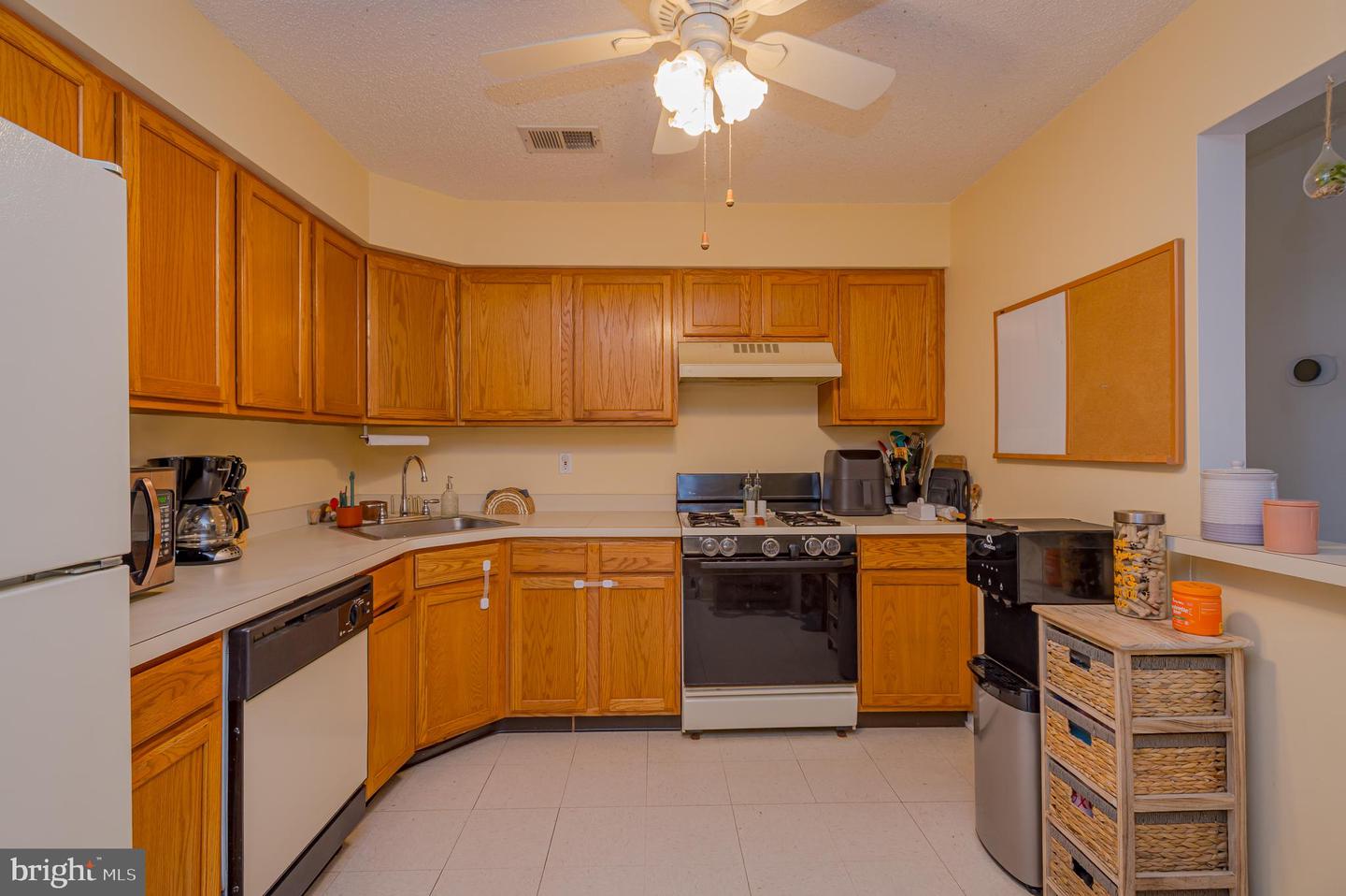 203 Castleton Ct