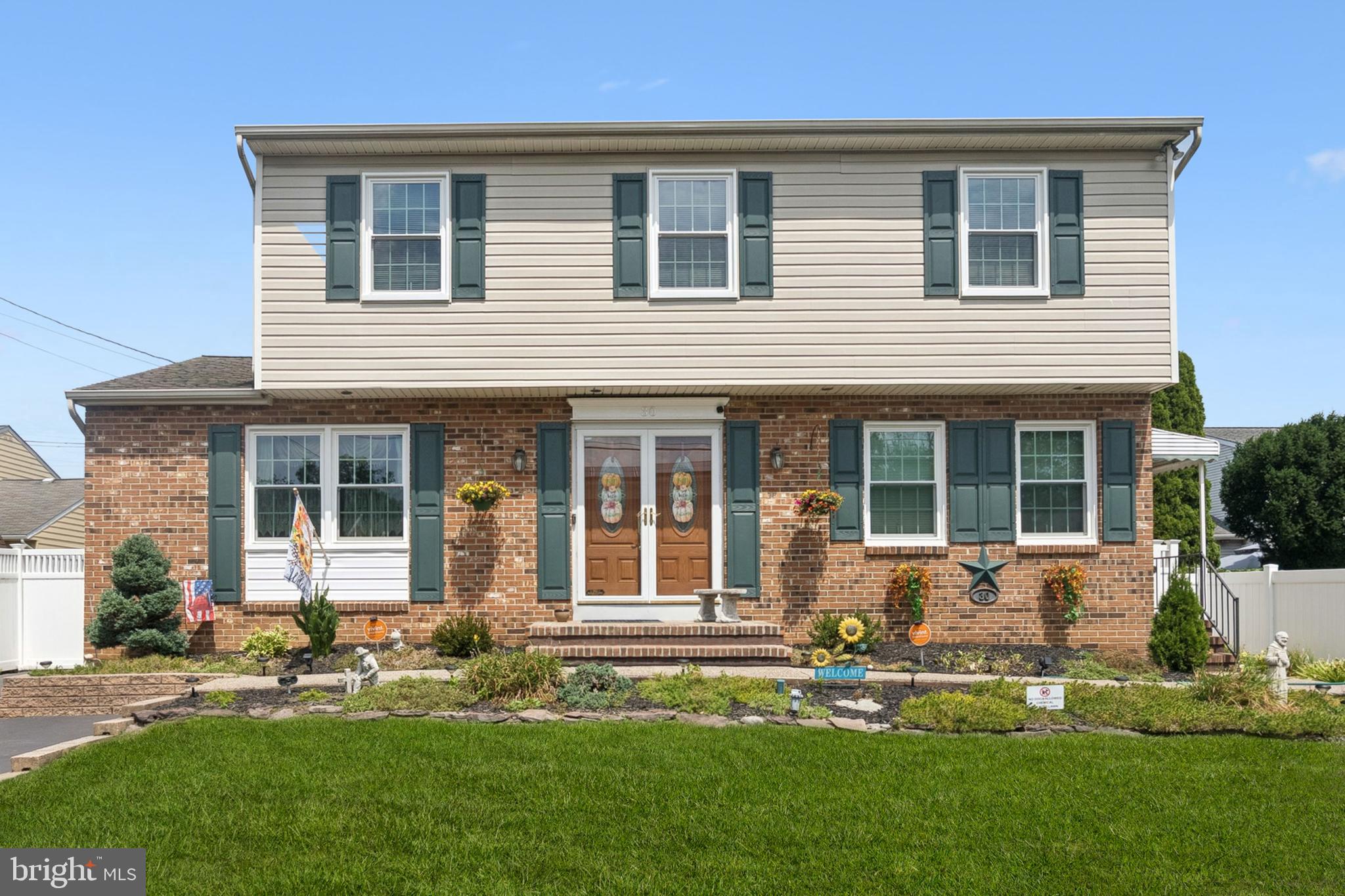 30 NORTHBROOK AVENUE