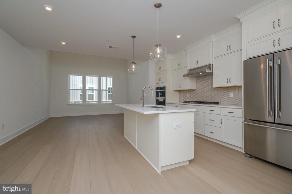 12203 ROSSINI DRIVE