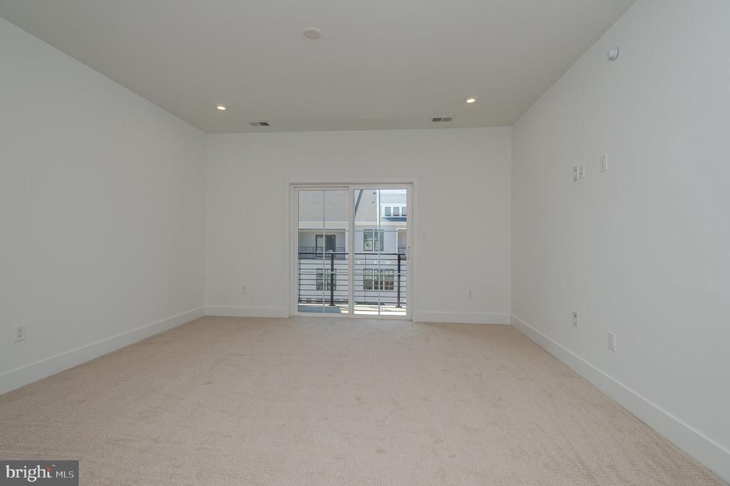 12203 ROSSINI DRIVE