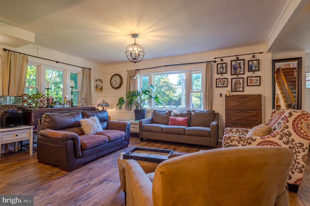 43 CRANBURY ROAD