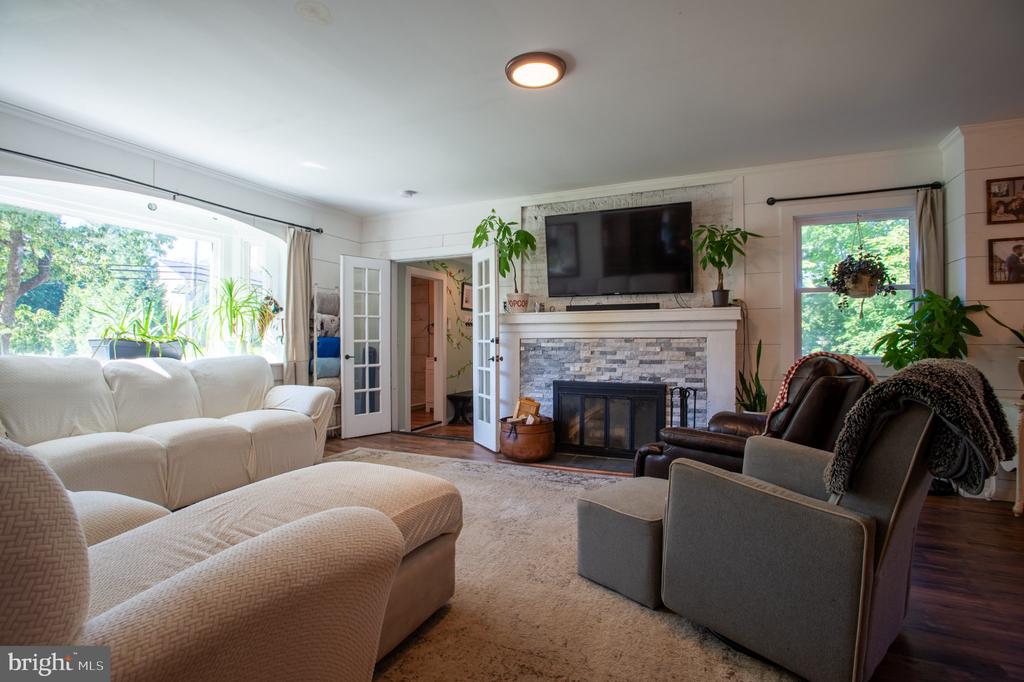 43 CRANBURY ROAD