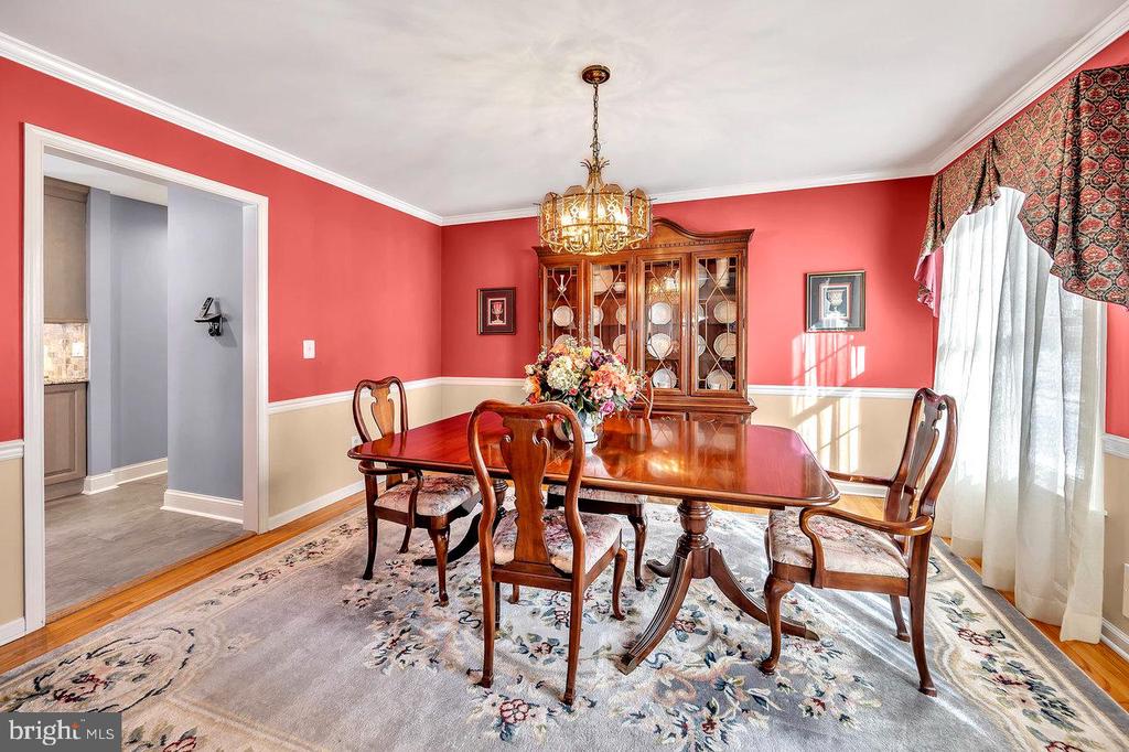 8 Scottsdale Ct