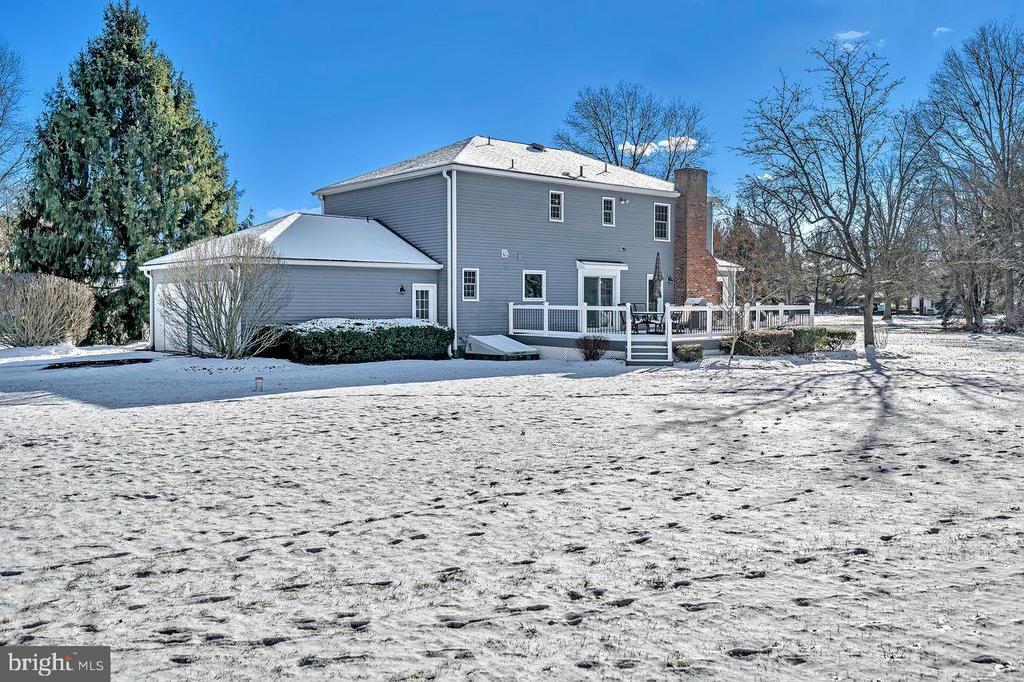 8 Scottsdale Ct