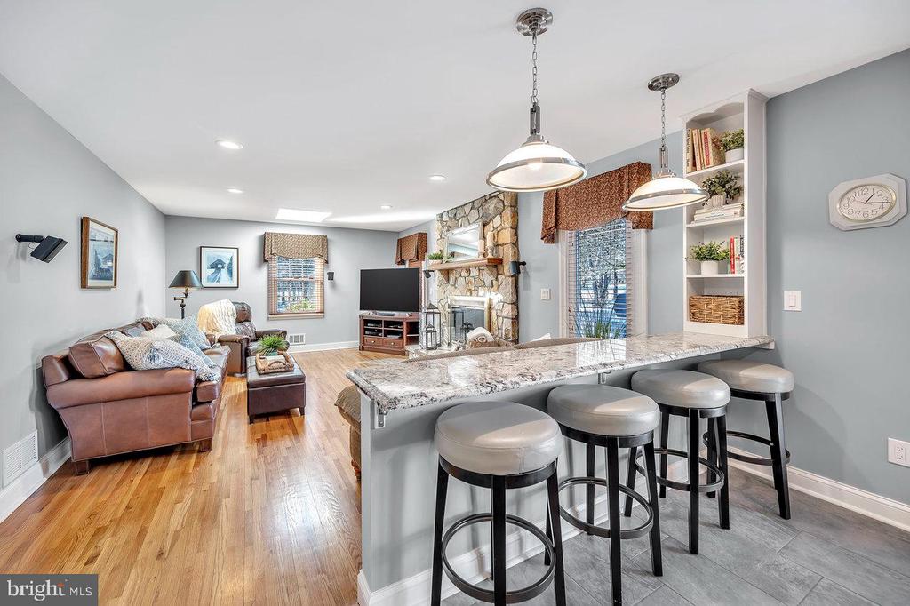 8 Scottsdale Ct