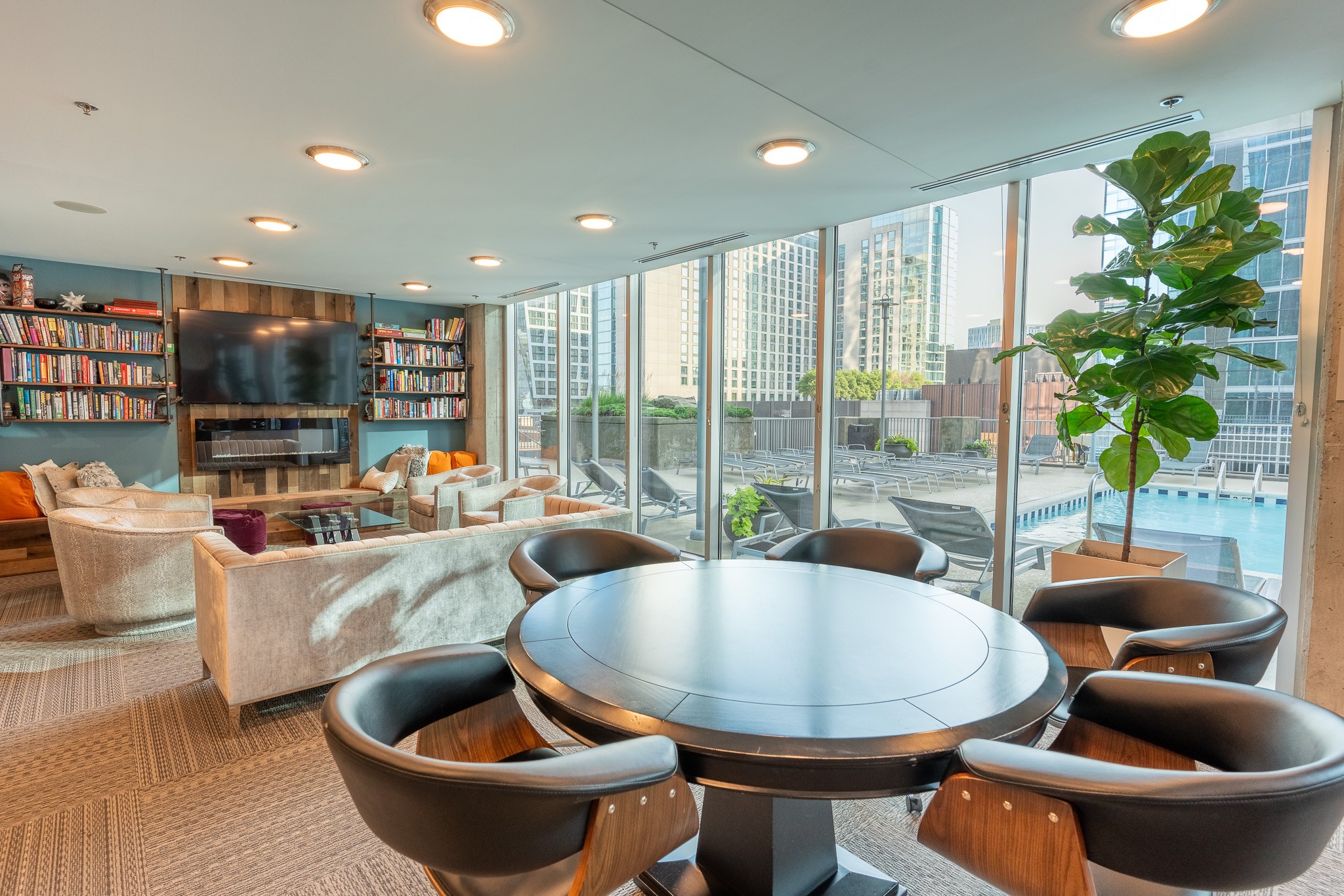 301 Demonbreun St Unit: 1407
