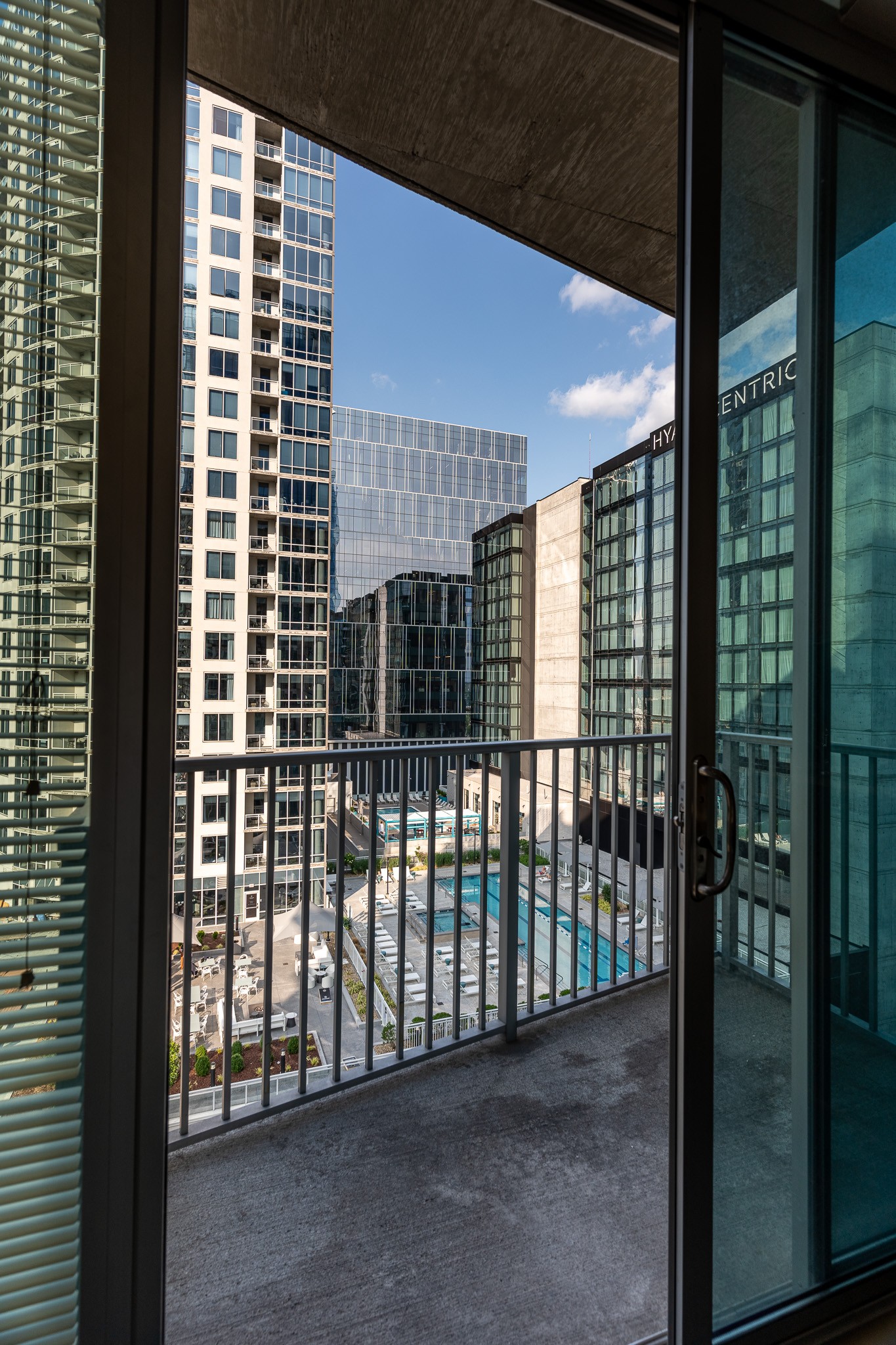 301 Demonbreun St Unit: 1407