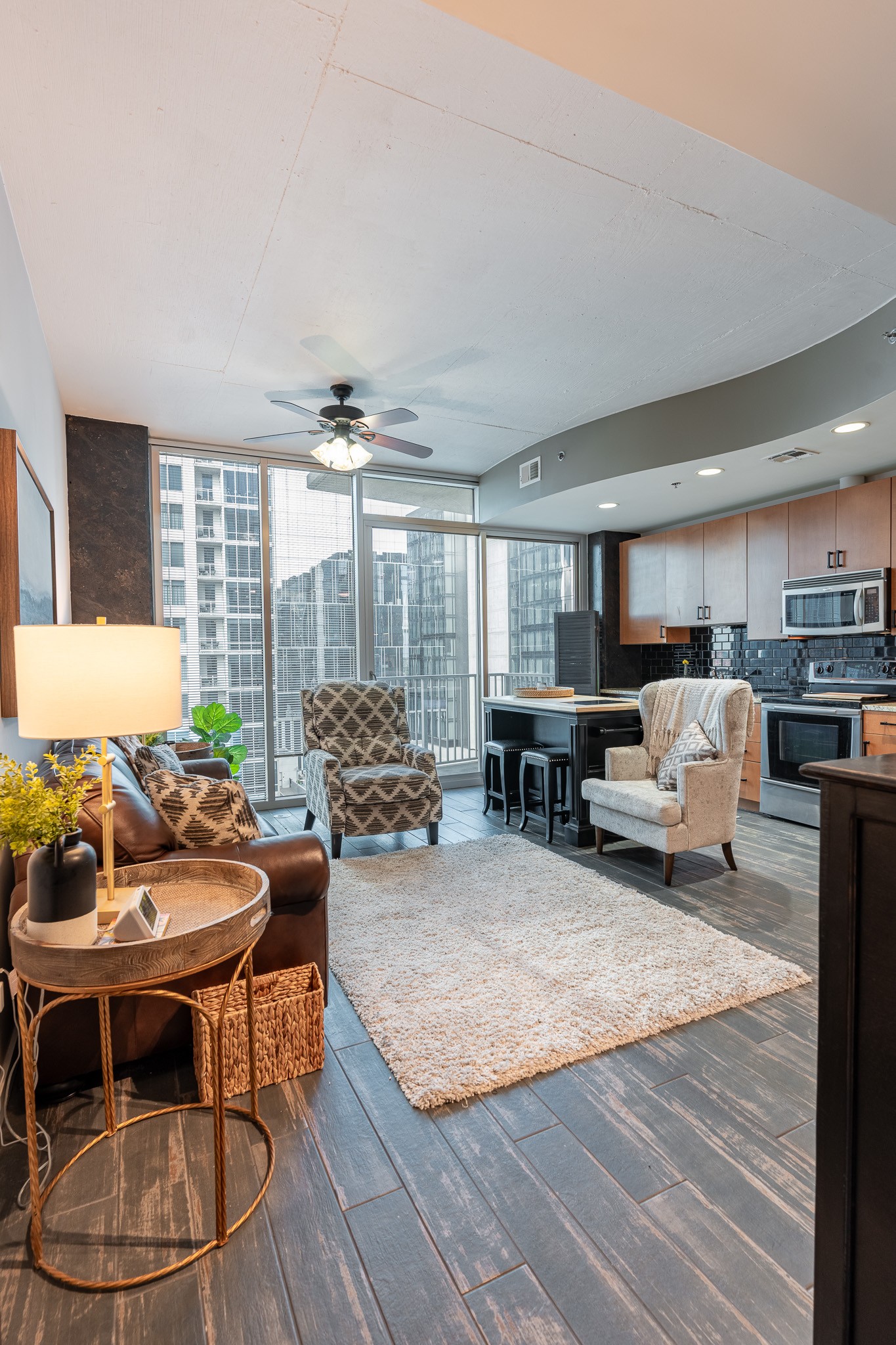 301 Demonbreun St Unit: 1407