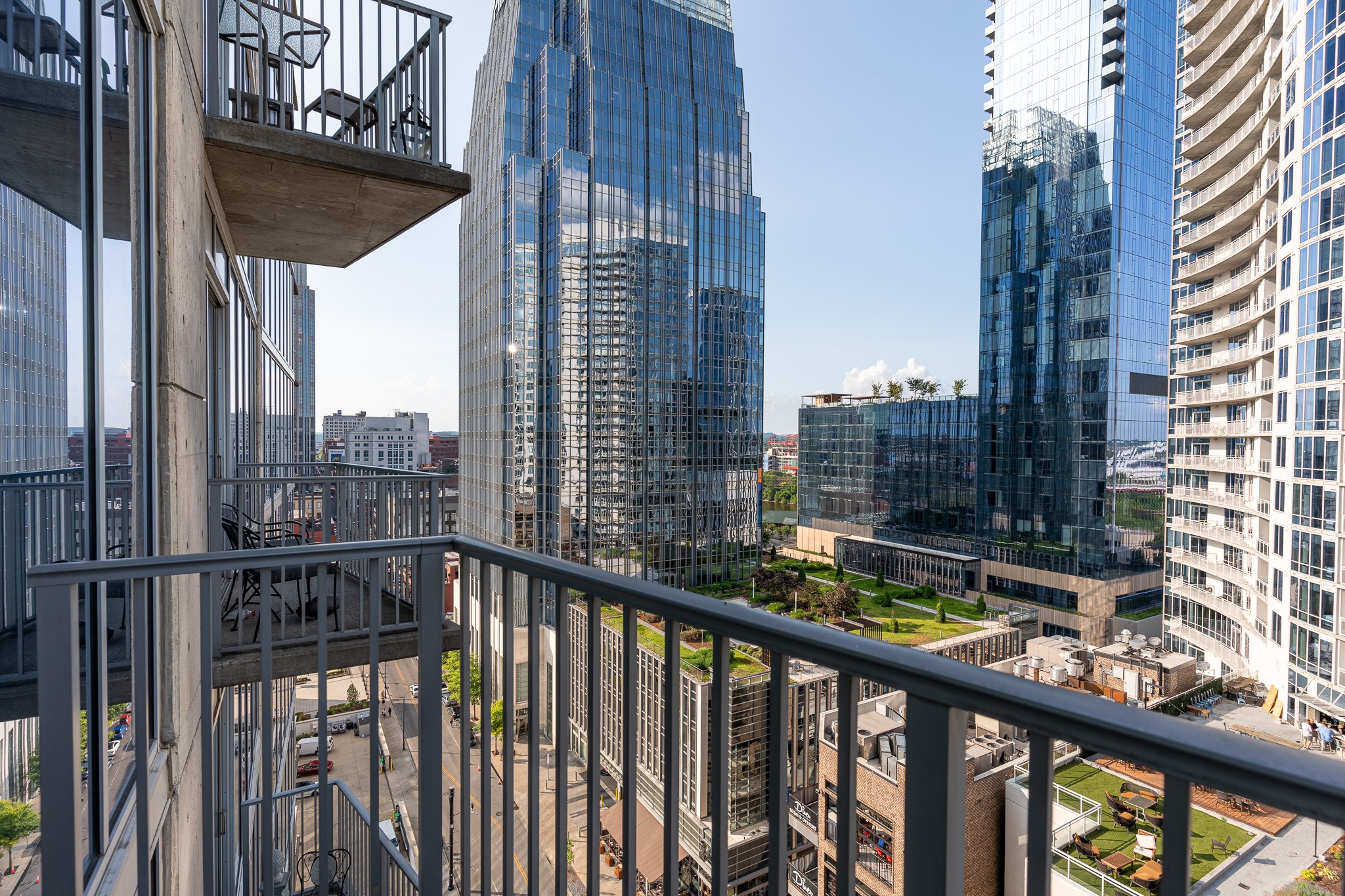 301 Demonbreun St Unit: 1407