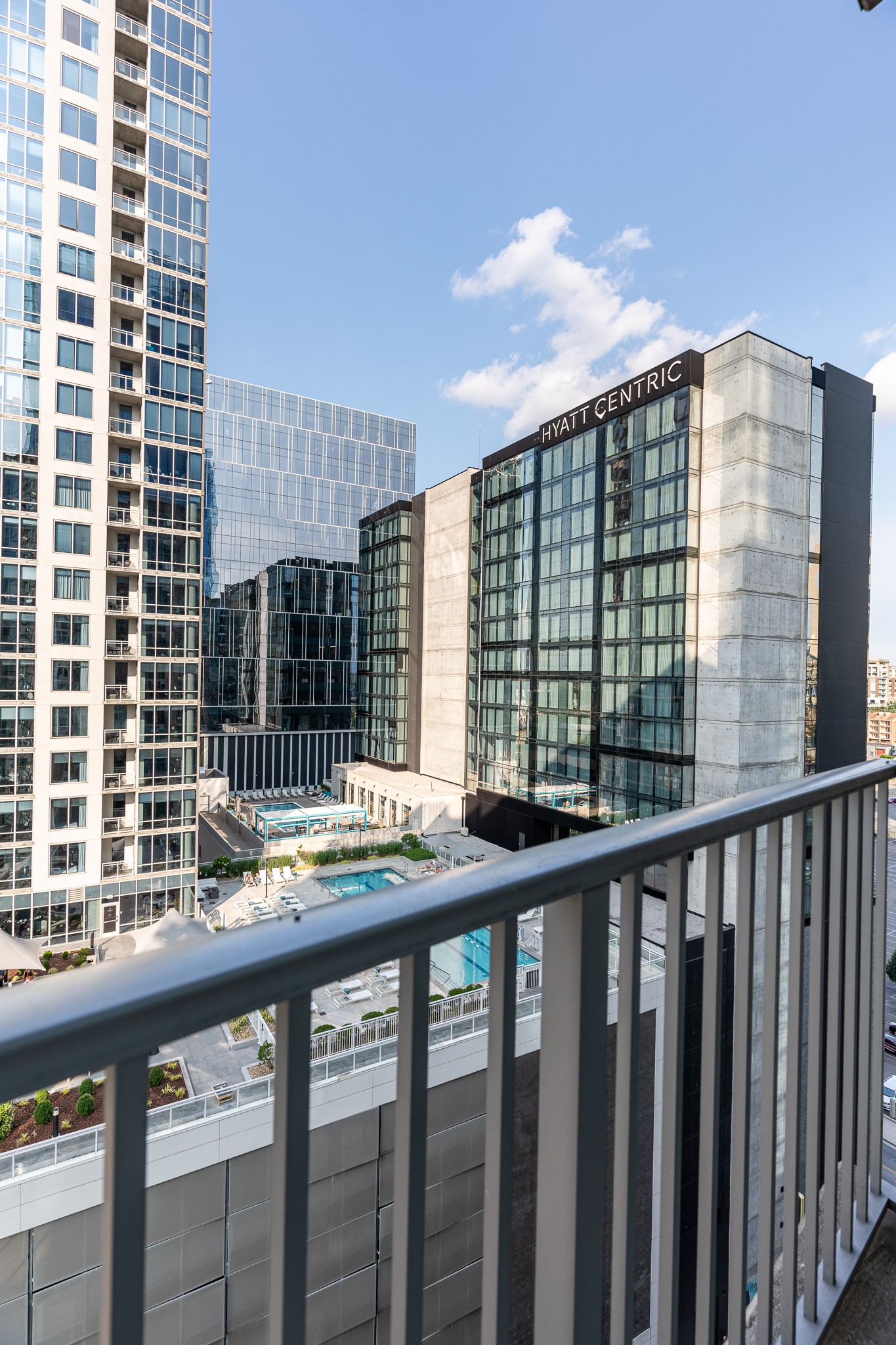 301 Demonbreun St Unit: 1407