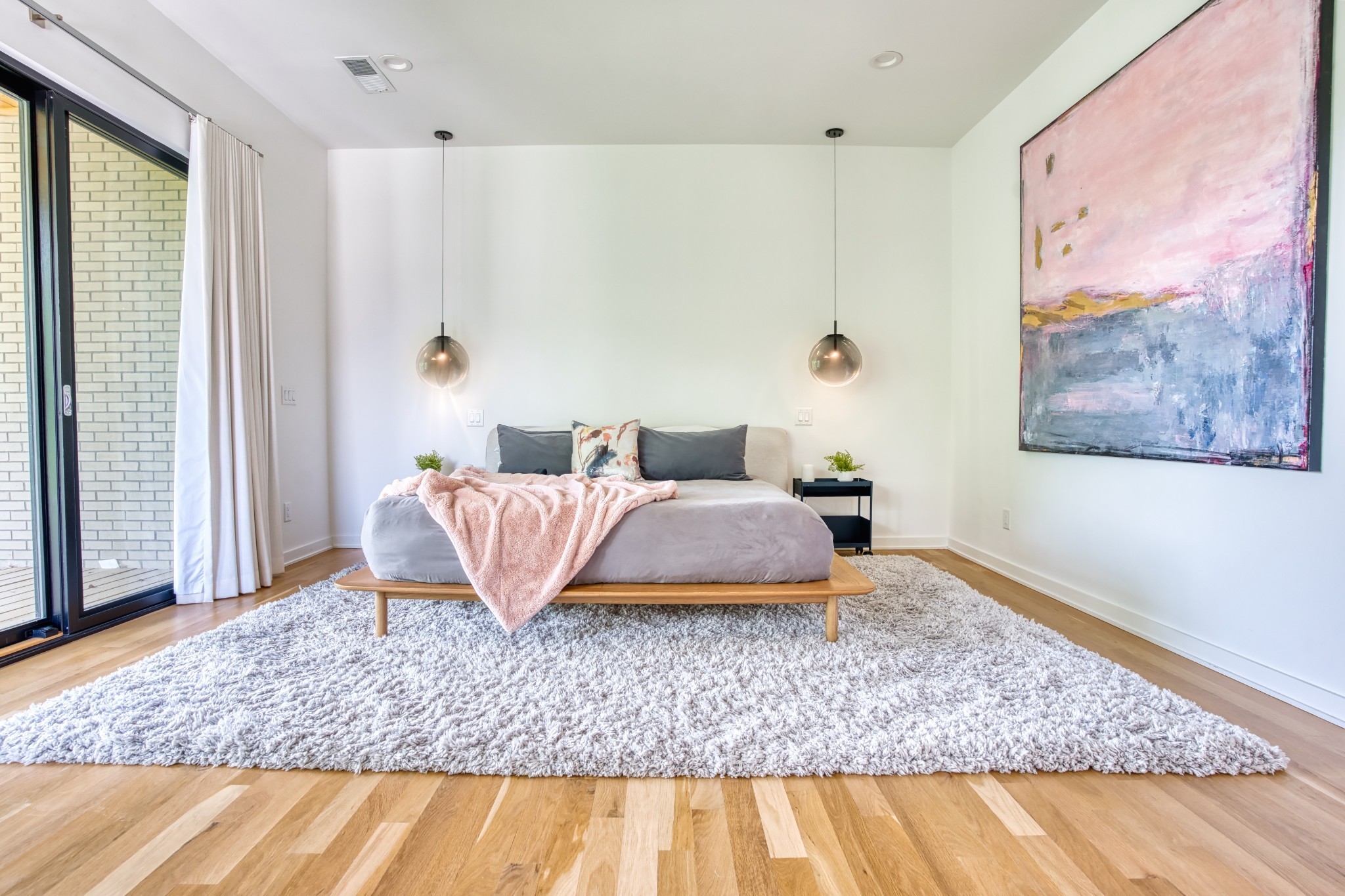 935 Glendale Ln