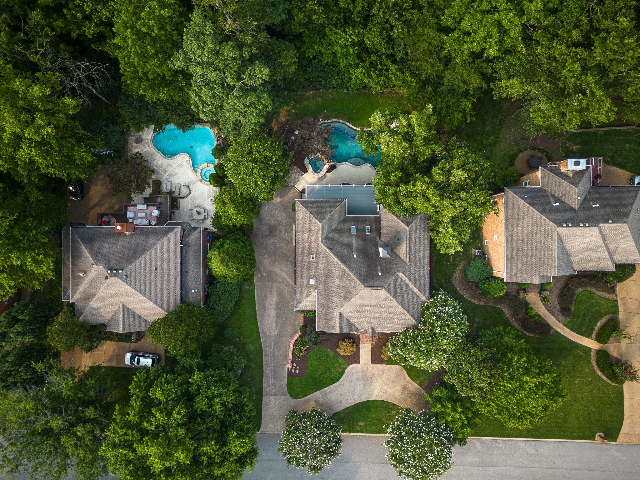 9416 Gentlewind Dr