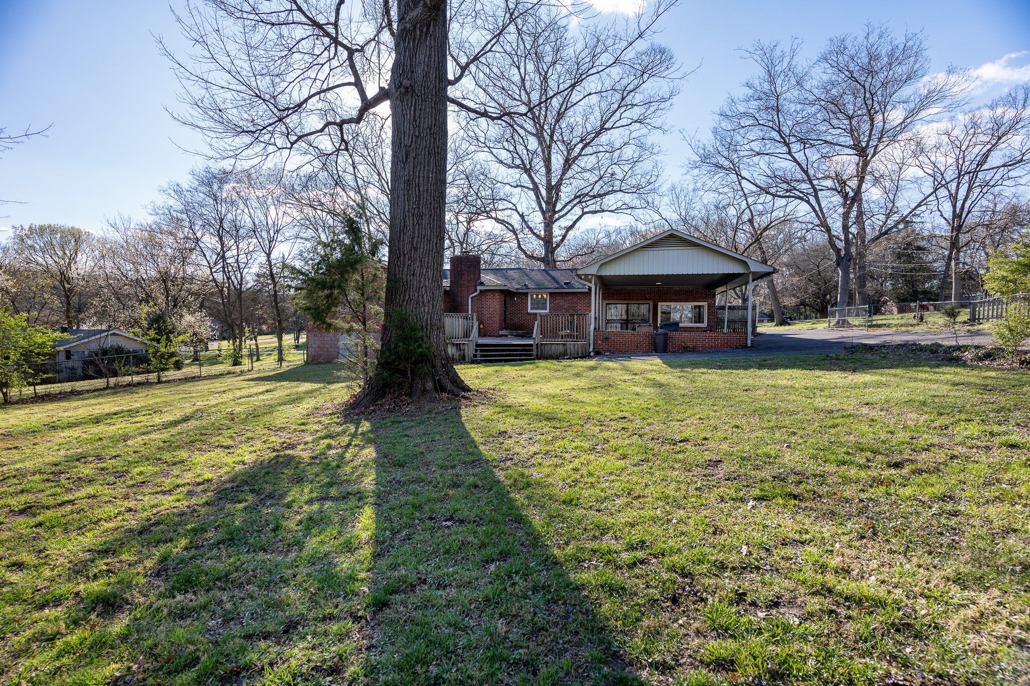 4864 Corning Dr