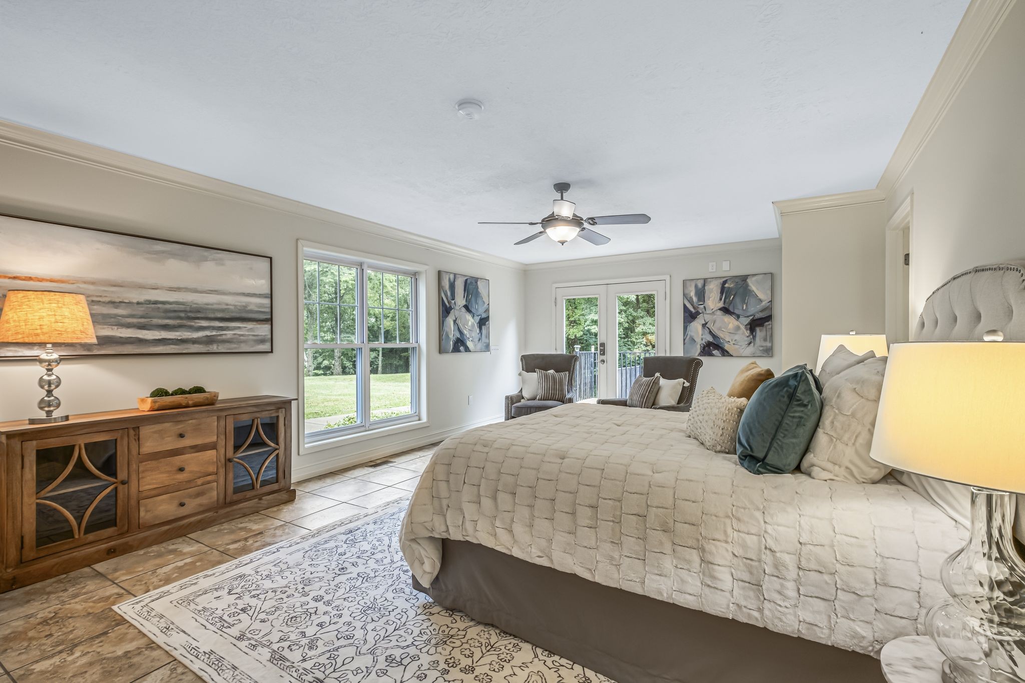 1035 Magic Mountain Ln