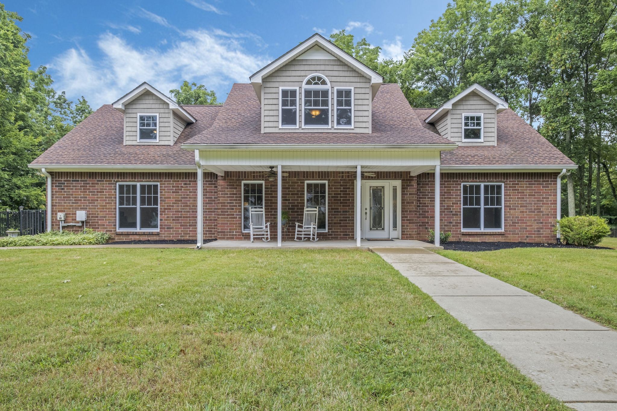 1035 Magic Mountain Ln
