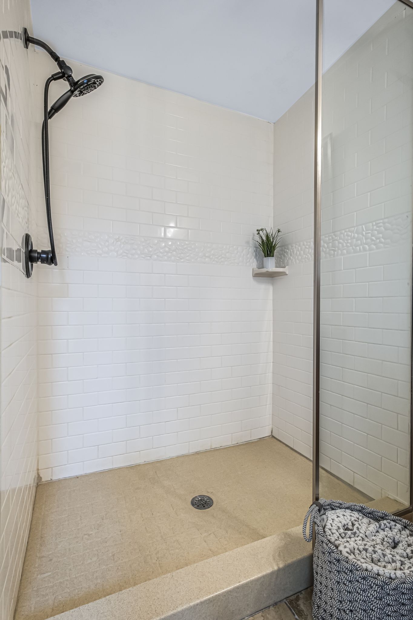 1035 Magic Mountain Ln