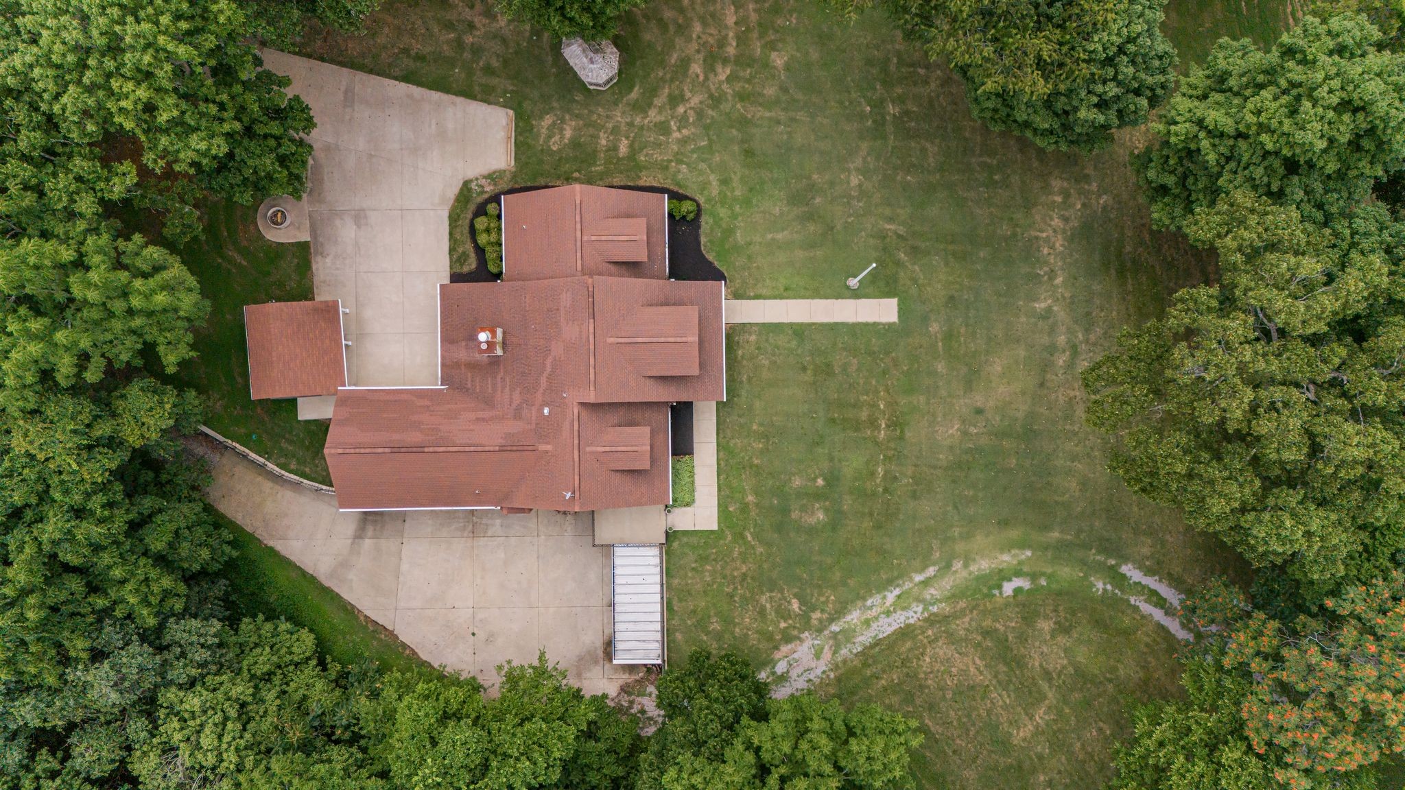 1035 Magic Mountain Ln