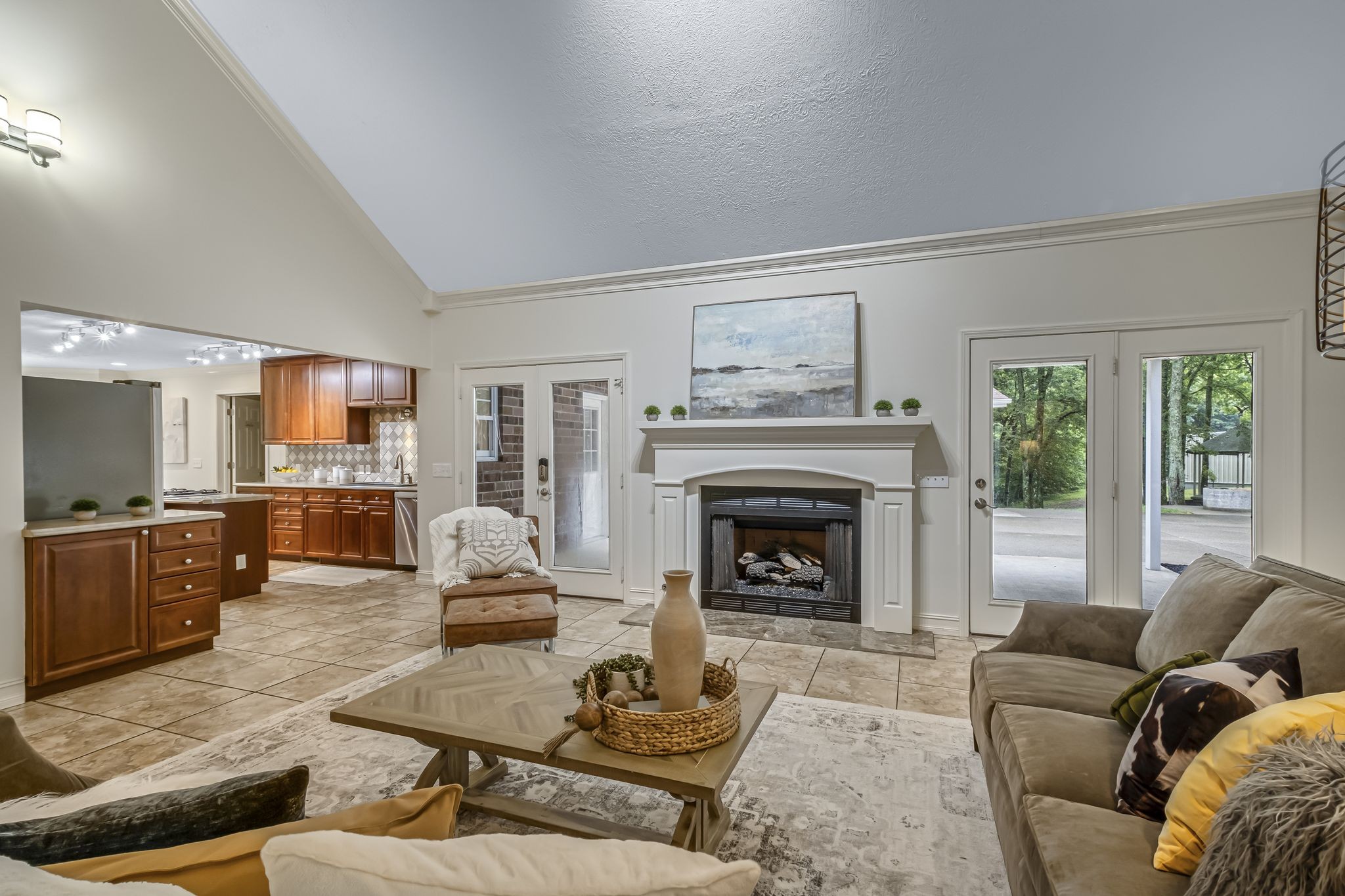 1035 Magic Mountain Ln