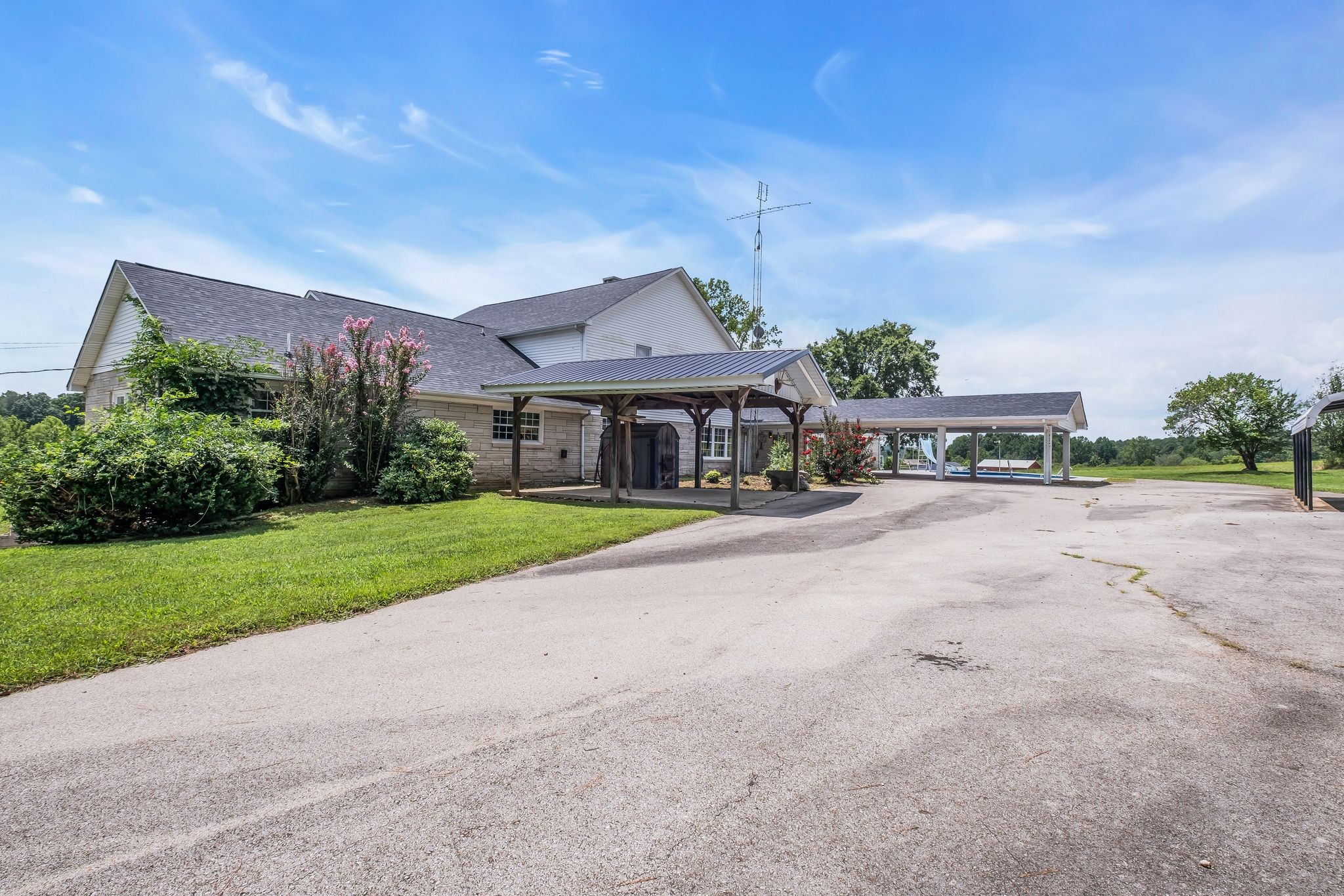 146 Railroad Bed Pike