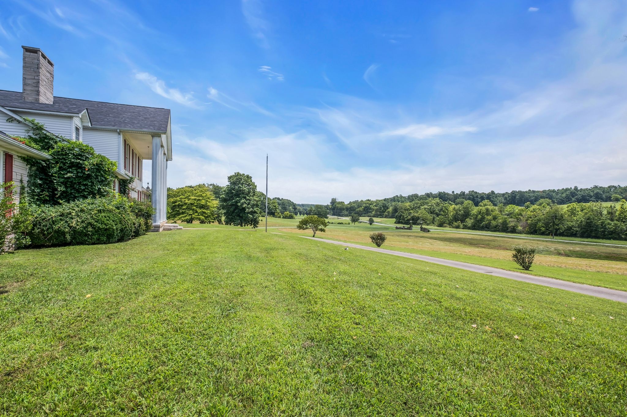 146 Railroad Bed Pike