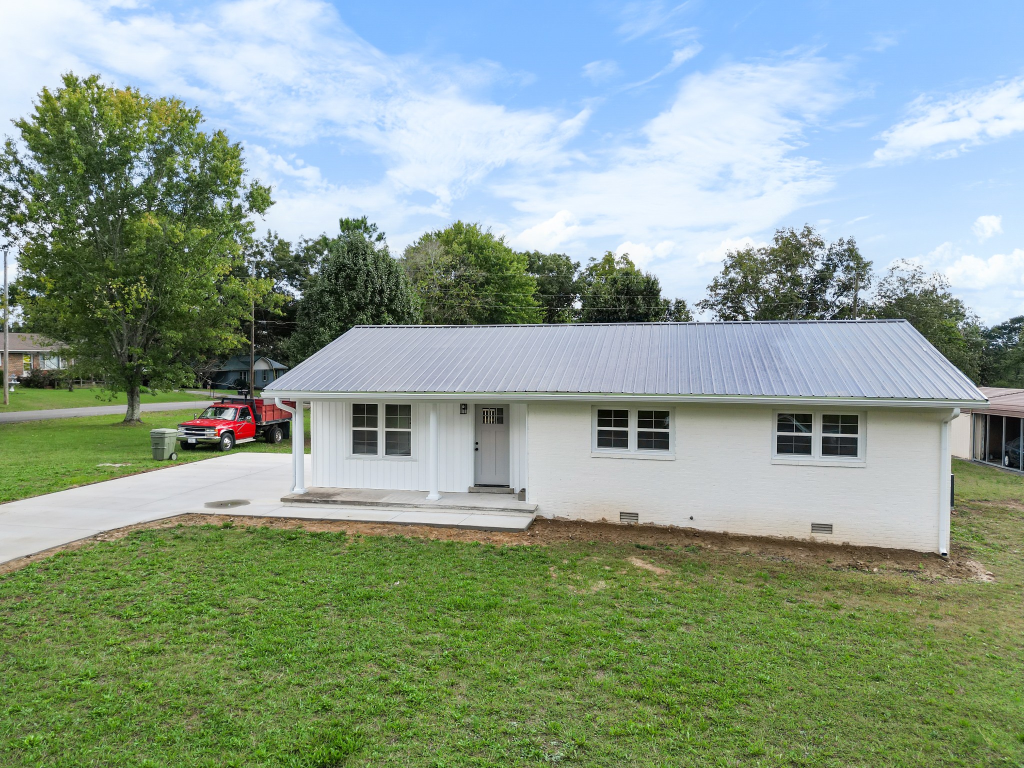 307 Randall St
