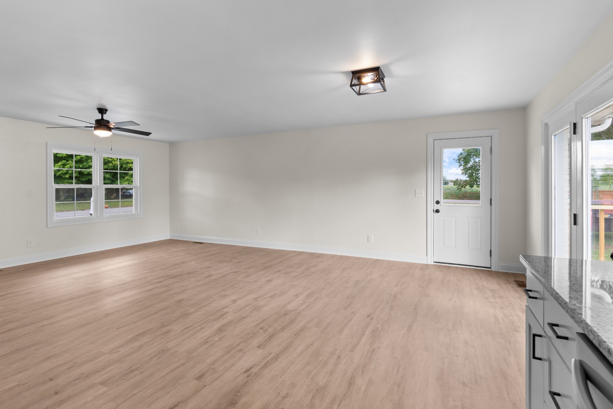 307 Randall St