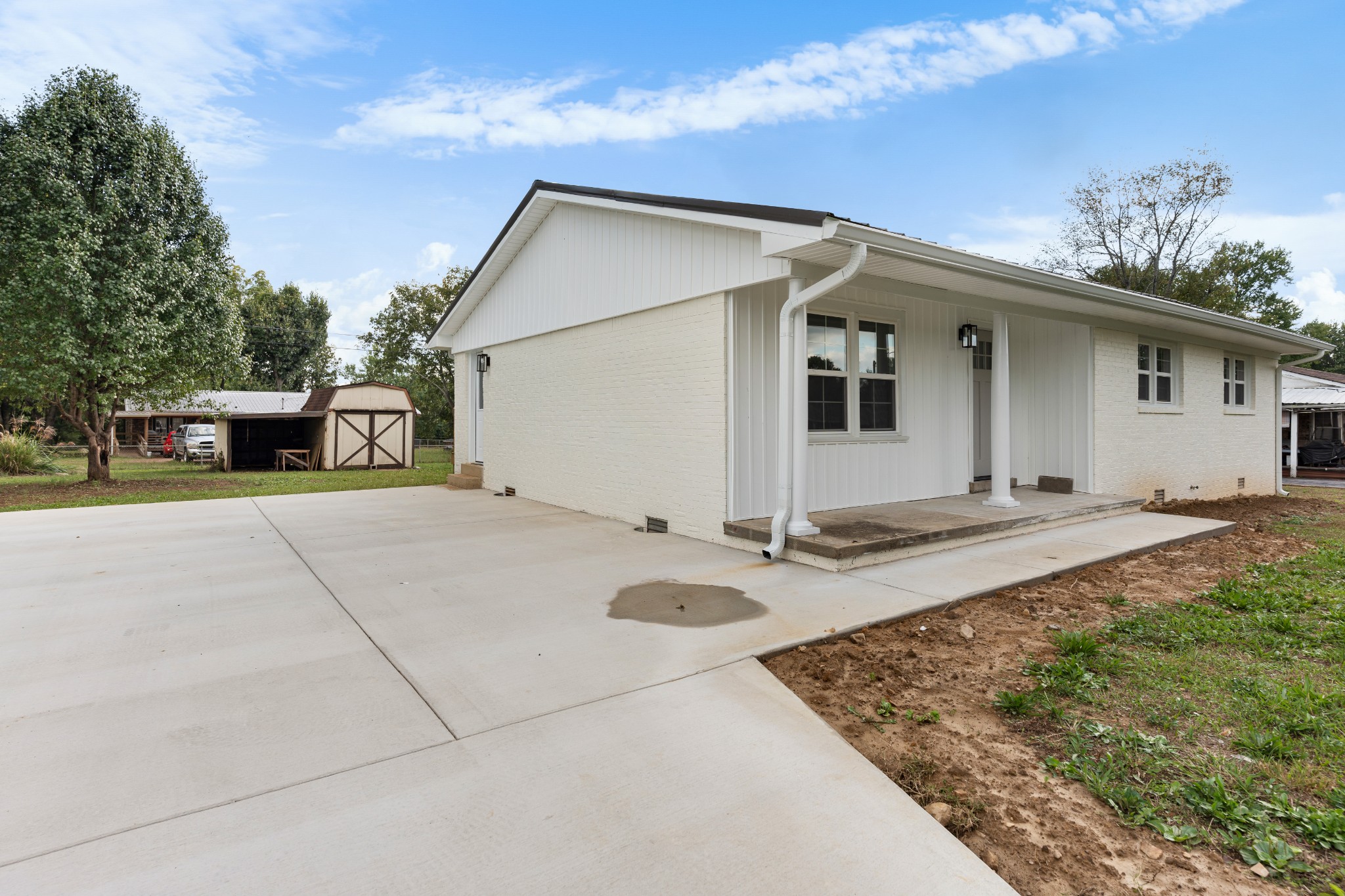 307 Randall St