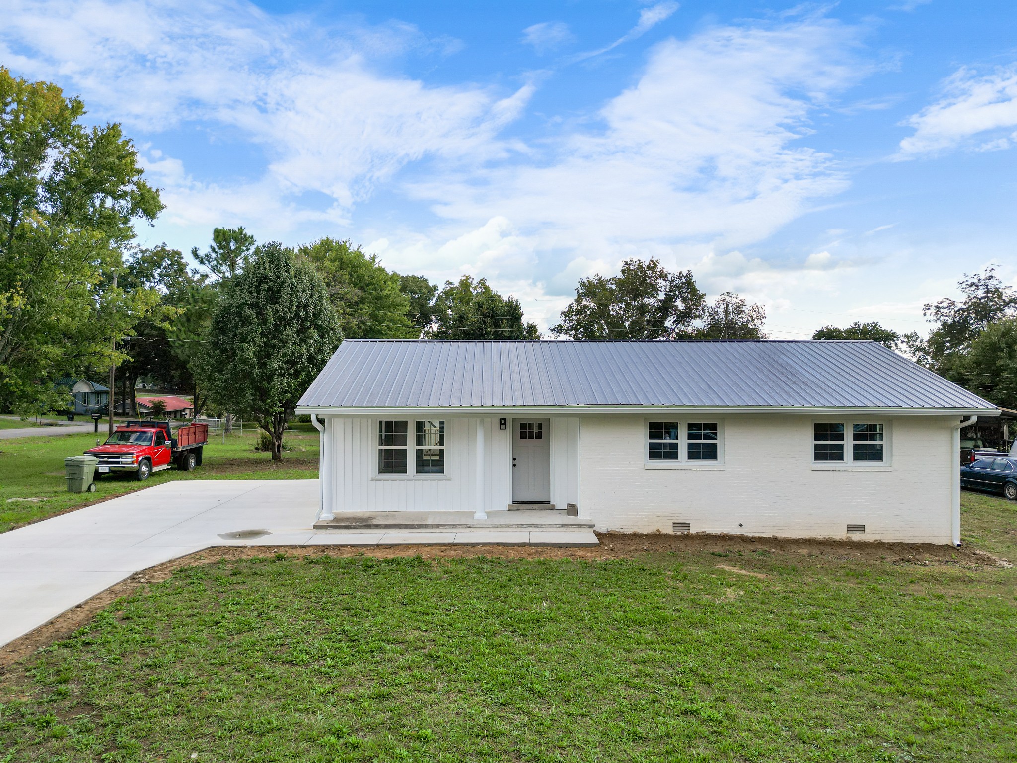 307 Randall St