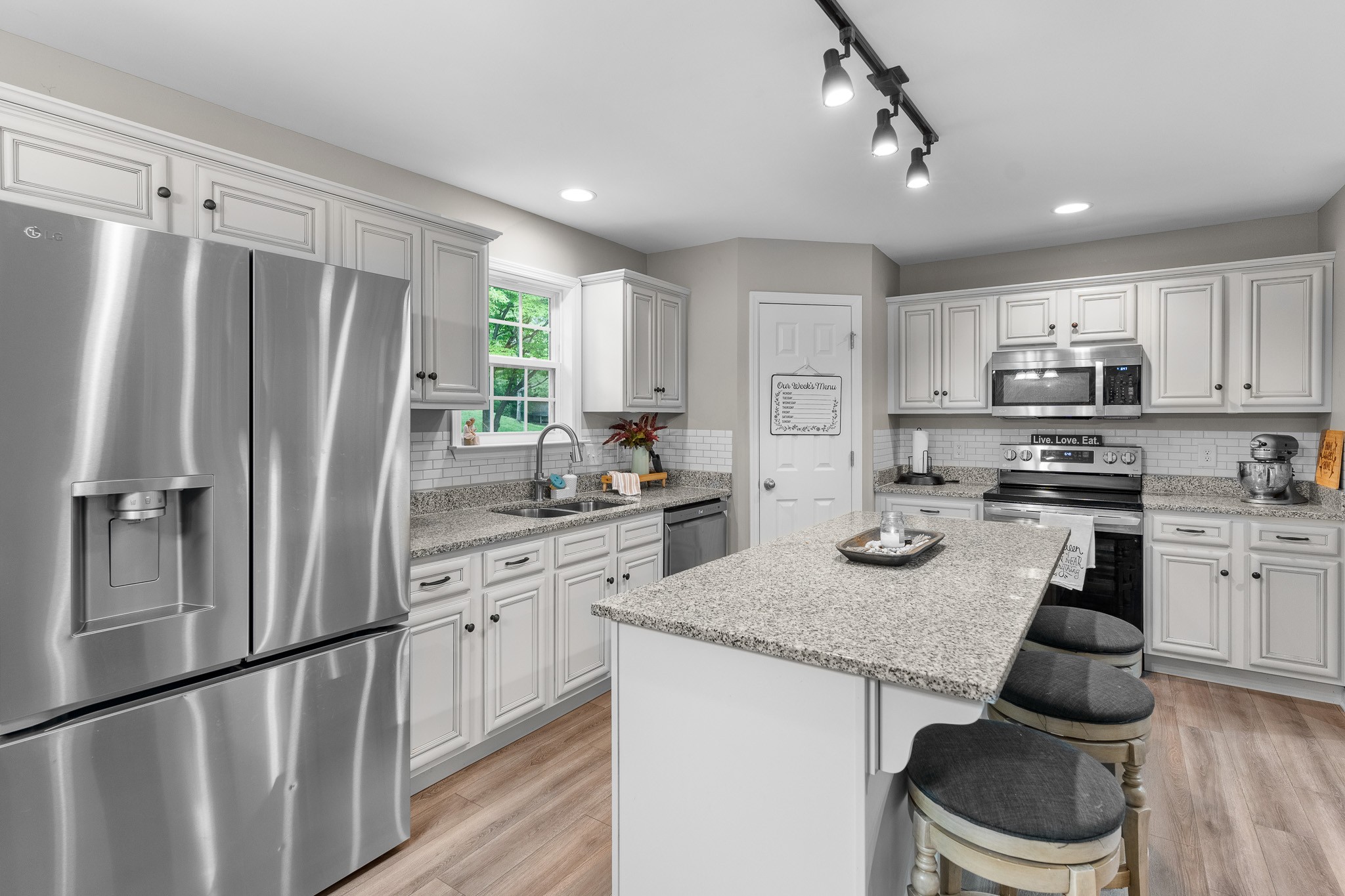 1356 Sayles Cir