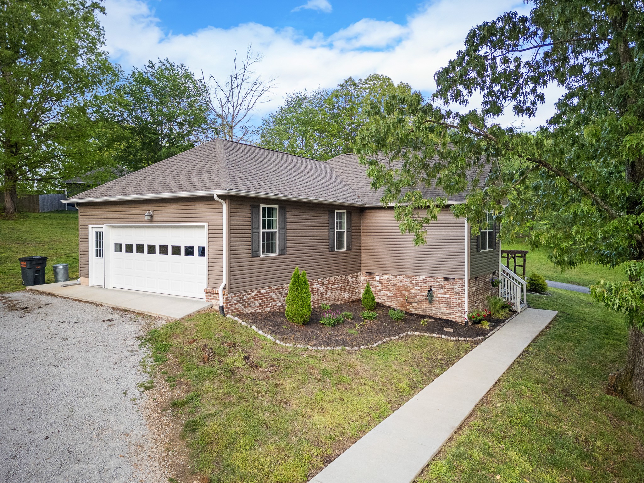 1356 Sayles Cir