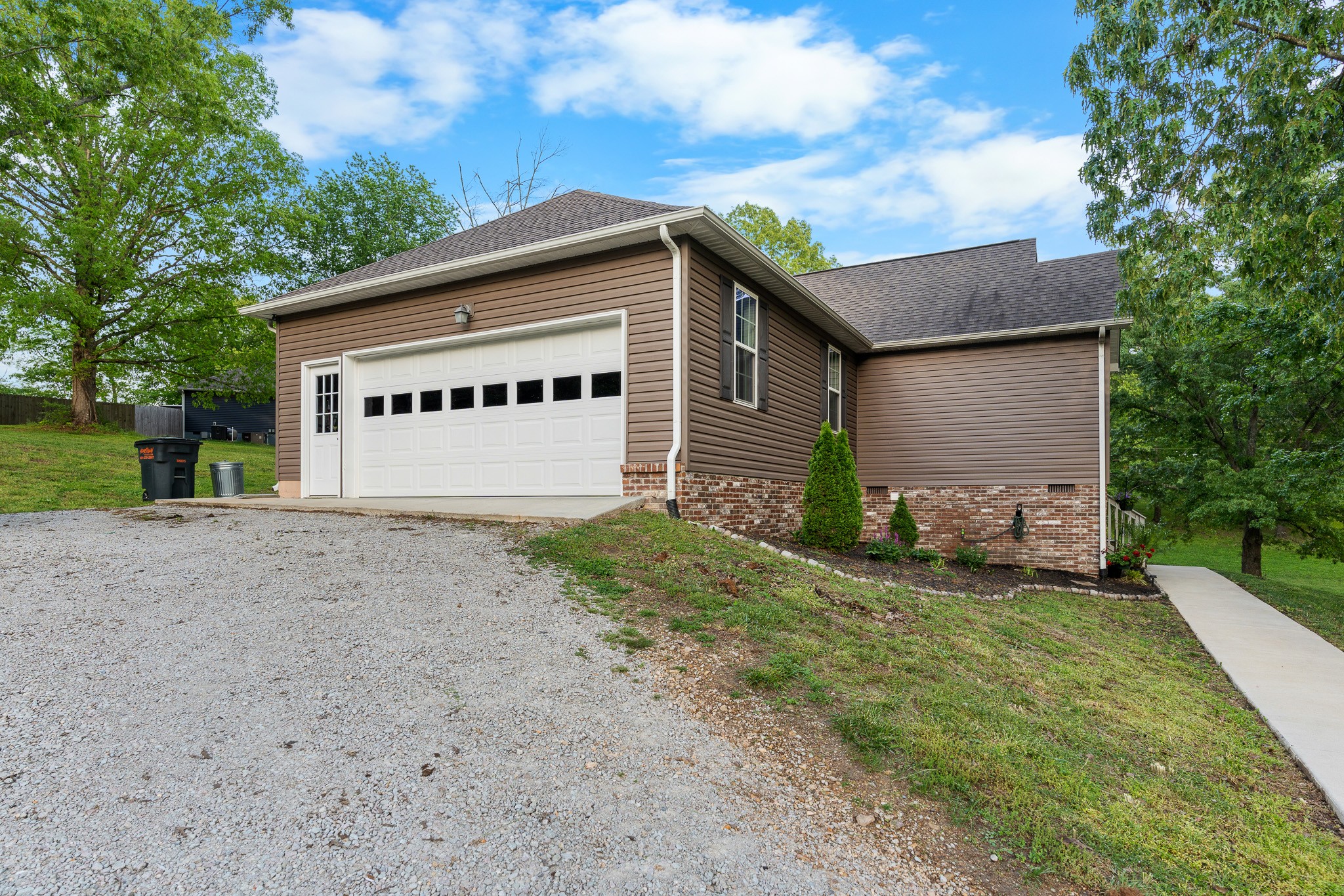 1356 Sayles Cir