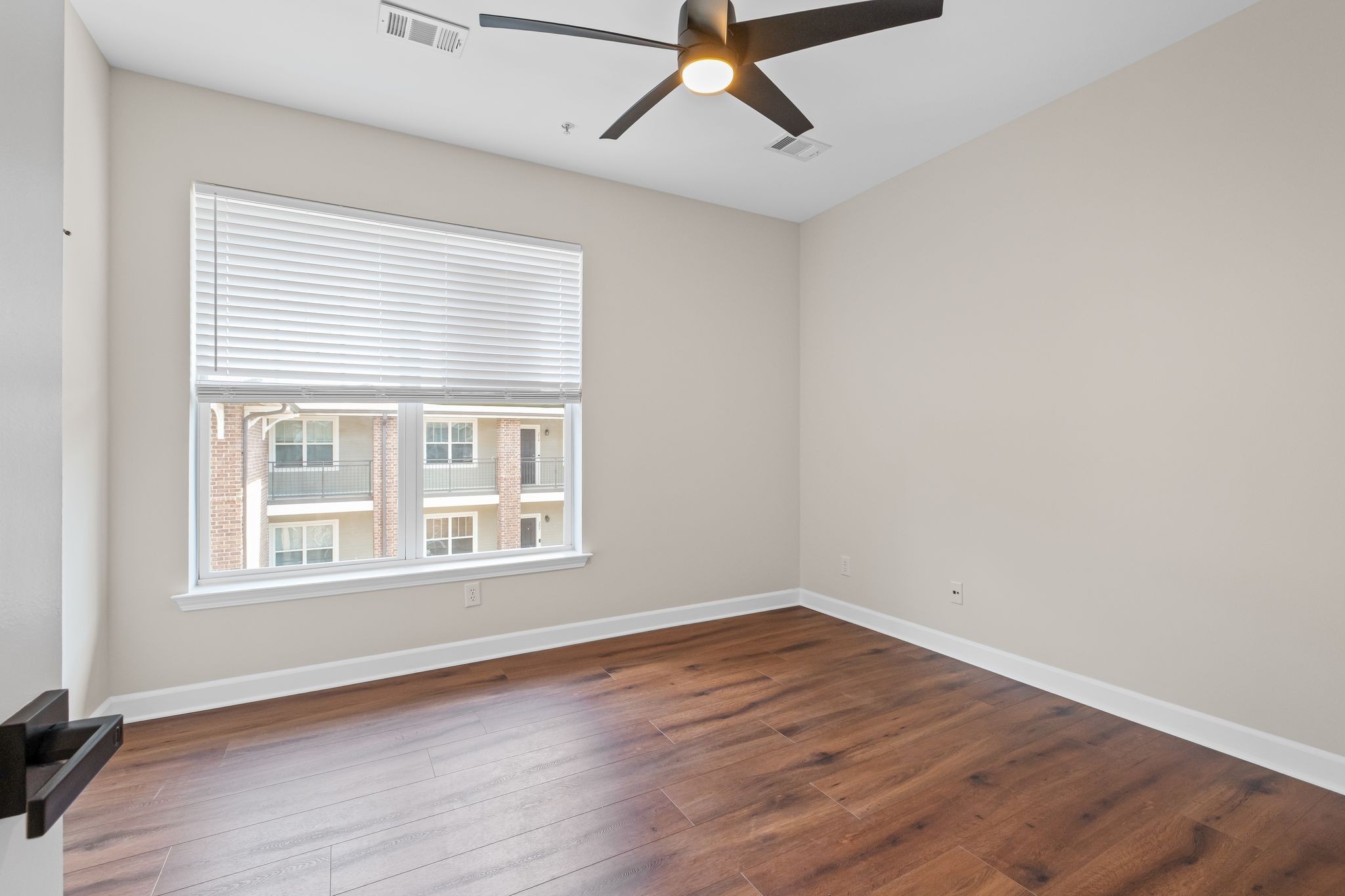 2310 Elliott Ave Unit: 139