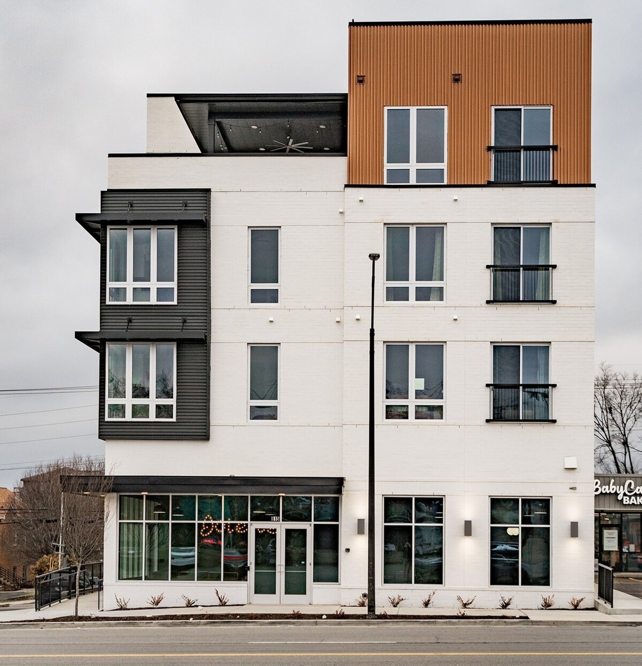 815 Main St Unit: 104