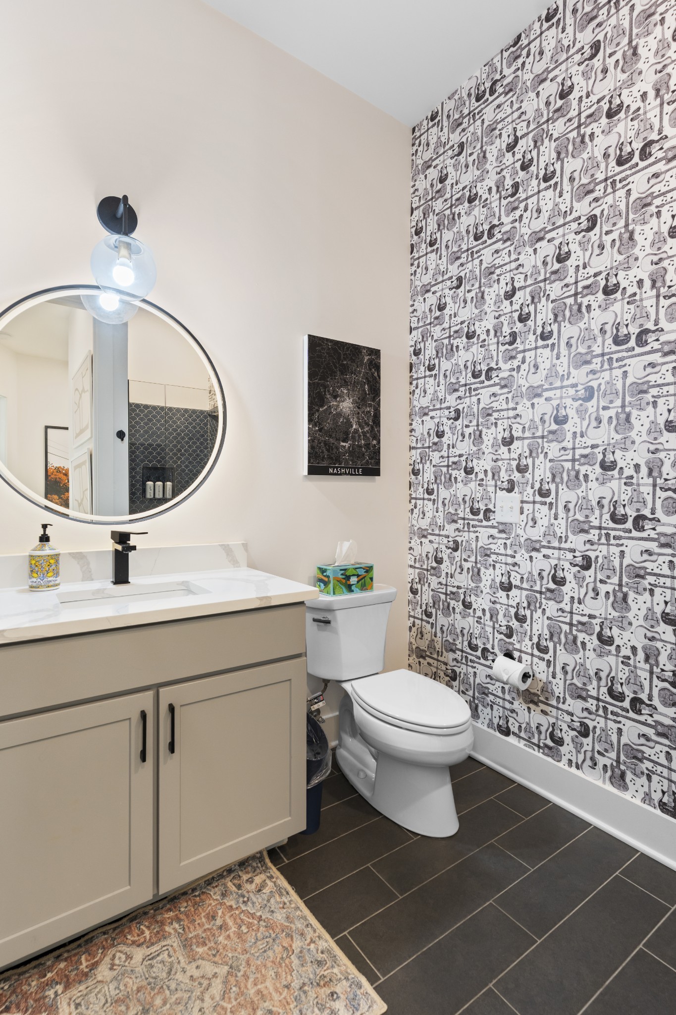 815 Main St Unit: 104