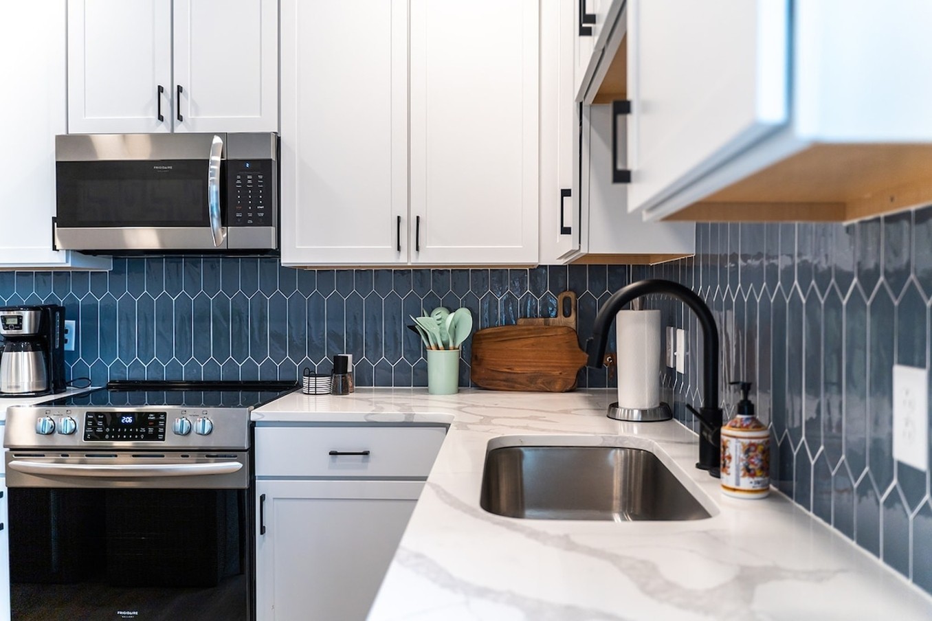 815 Main St Unit: 104