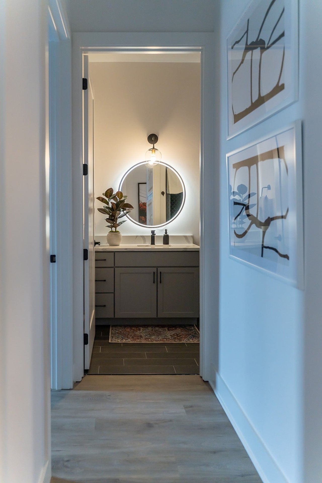 815 Main St Unit: 104