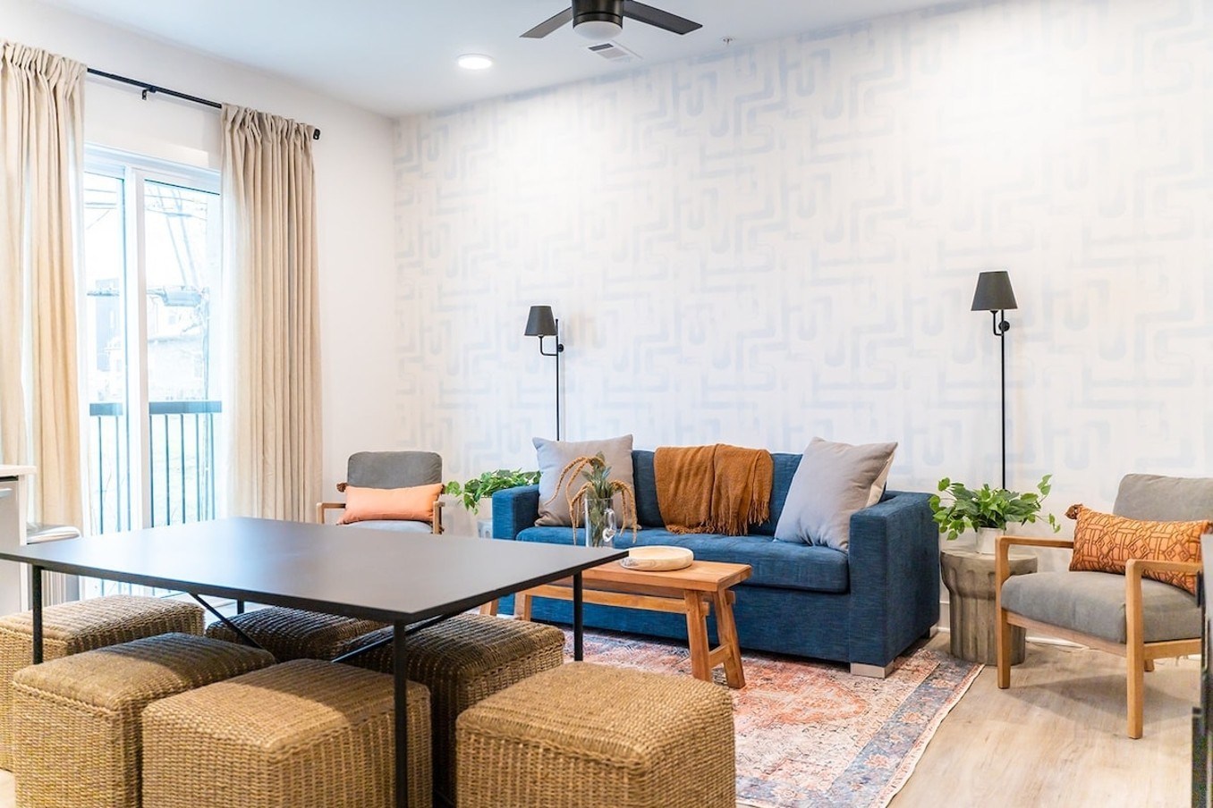 815 Main St Unit: 104