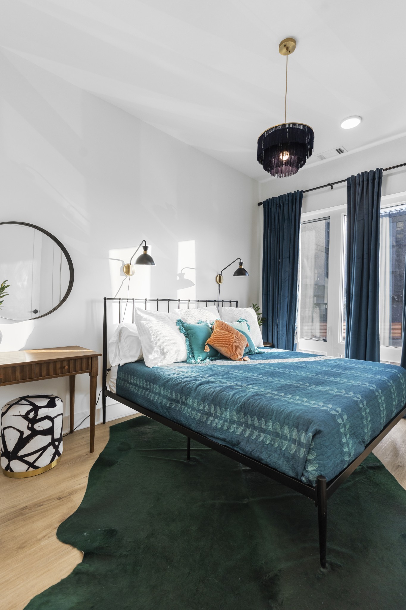 815 Main St Unit: 104