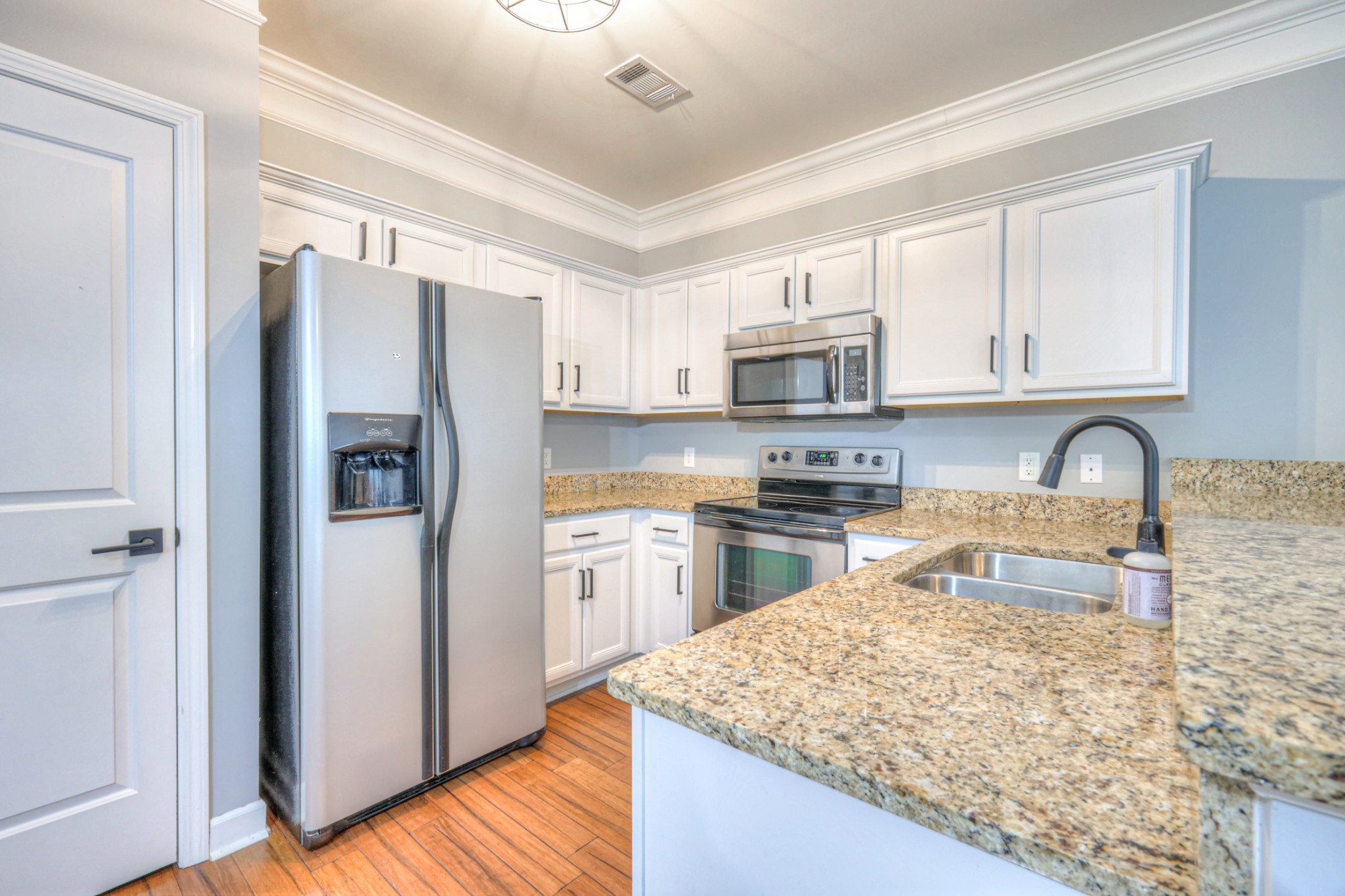 2310 Elliott Ave Unit: 611