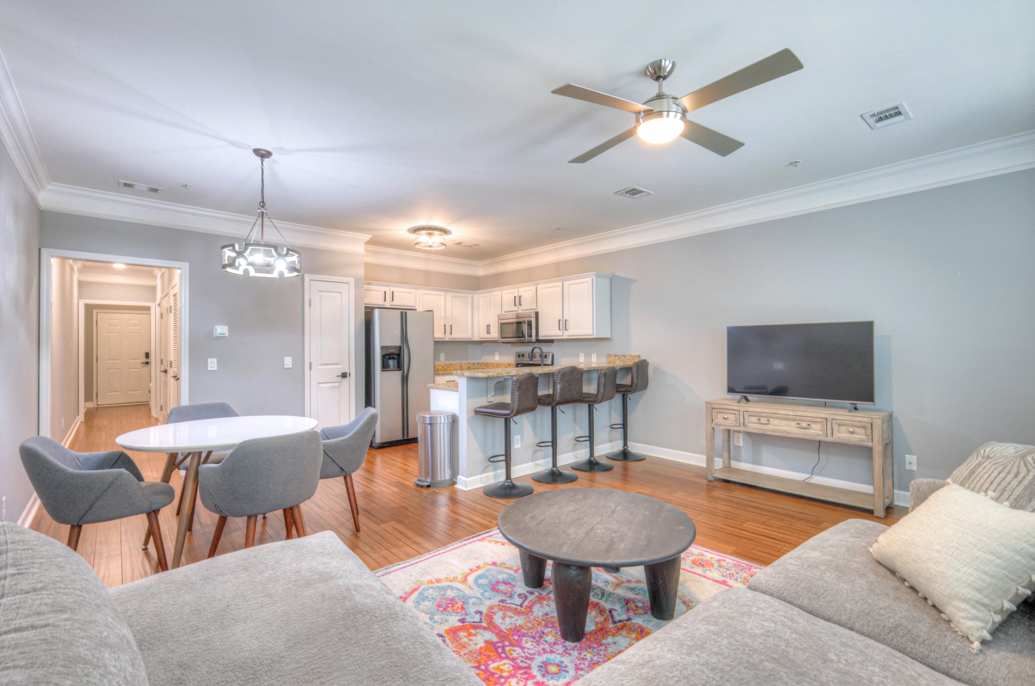 2310 Elliott Ave Unit: 611