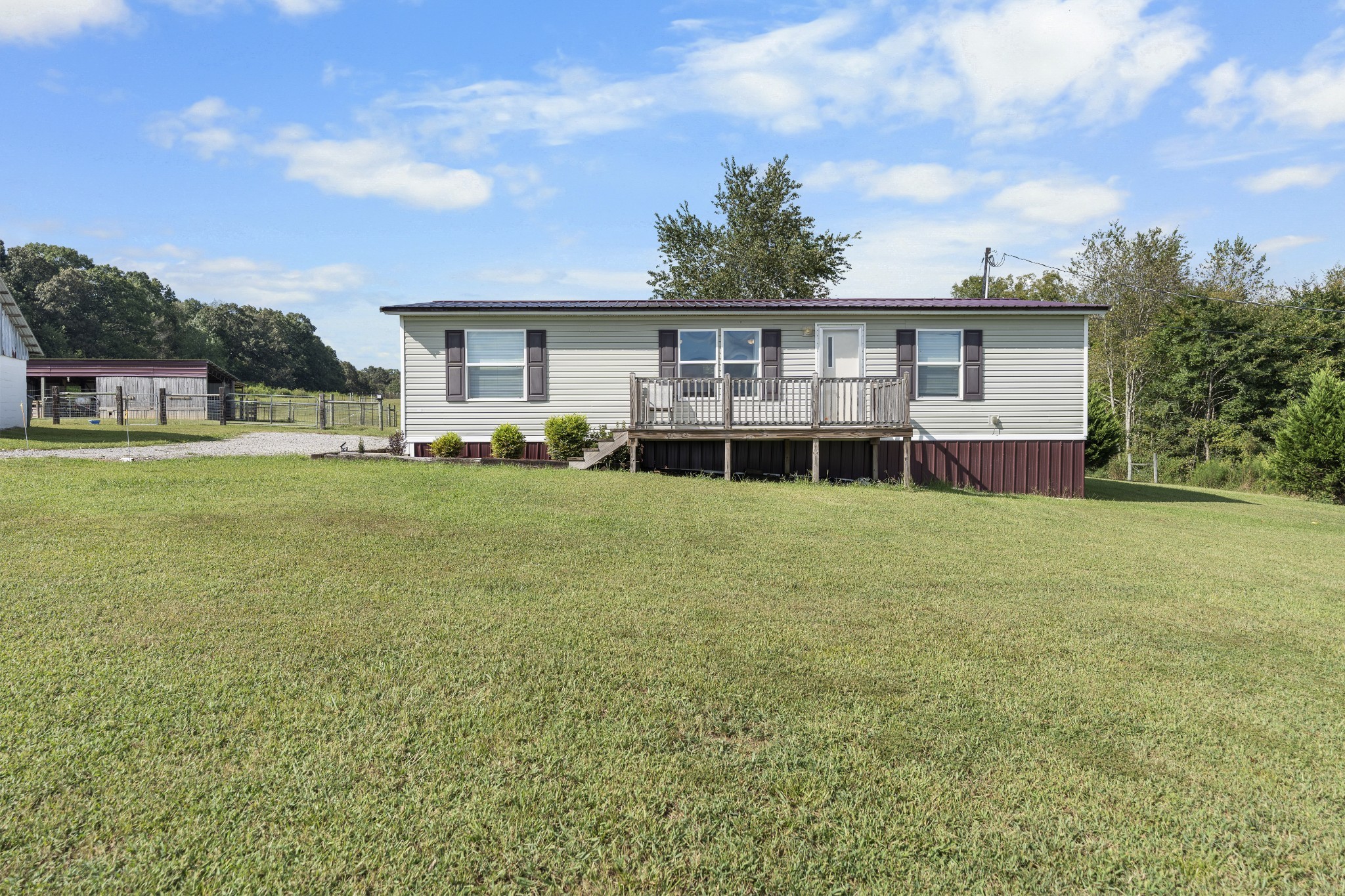 128 Pleasant Garden Rd